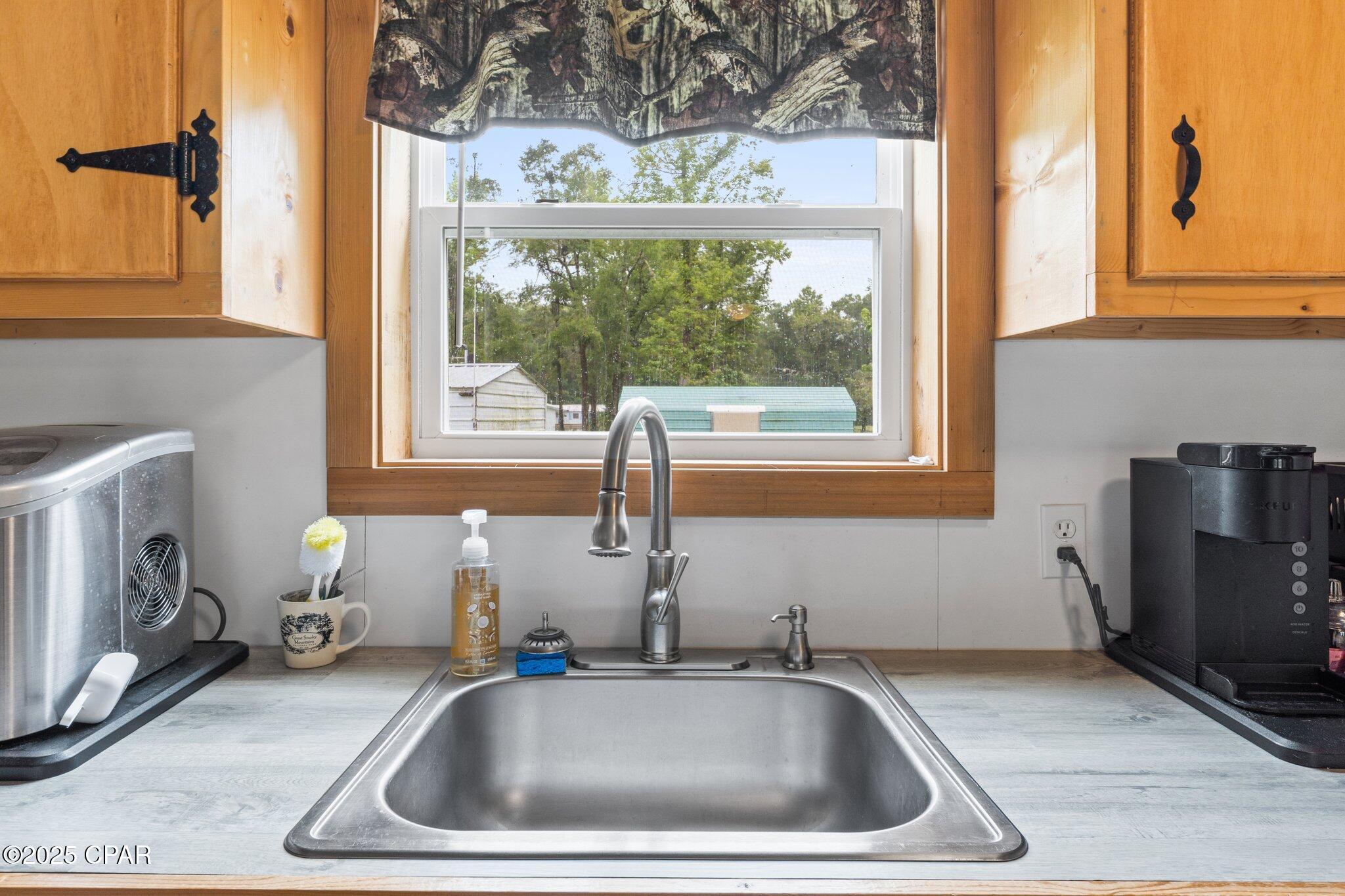 674 Bryant Landing Road, Wewahitchka, Florida image 17