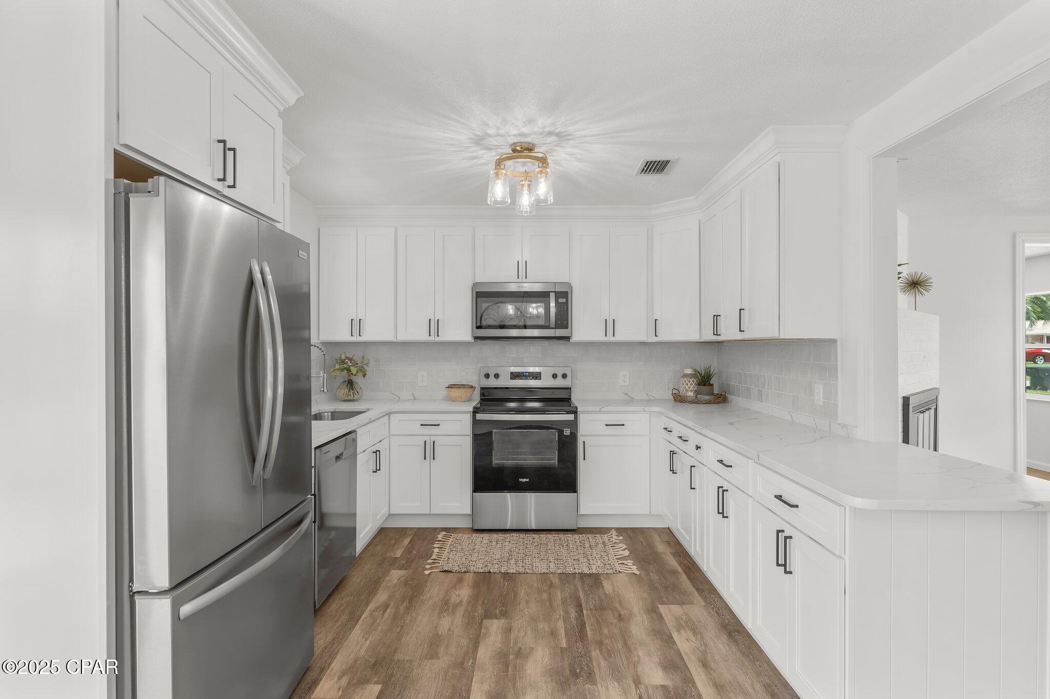 2020 Greenbriar Boulevard, Lynn Haven, Florida image 12