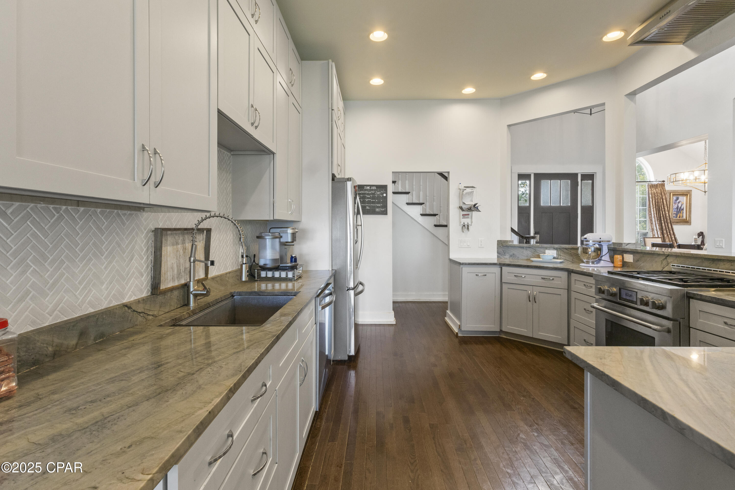 2502 Country Club Drive, Lynn Haven, Florida image 4