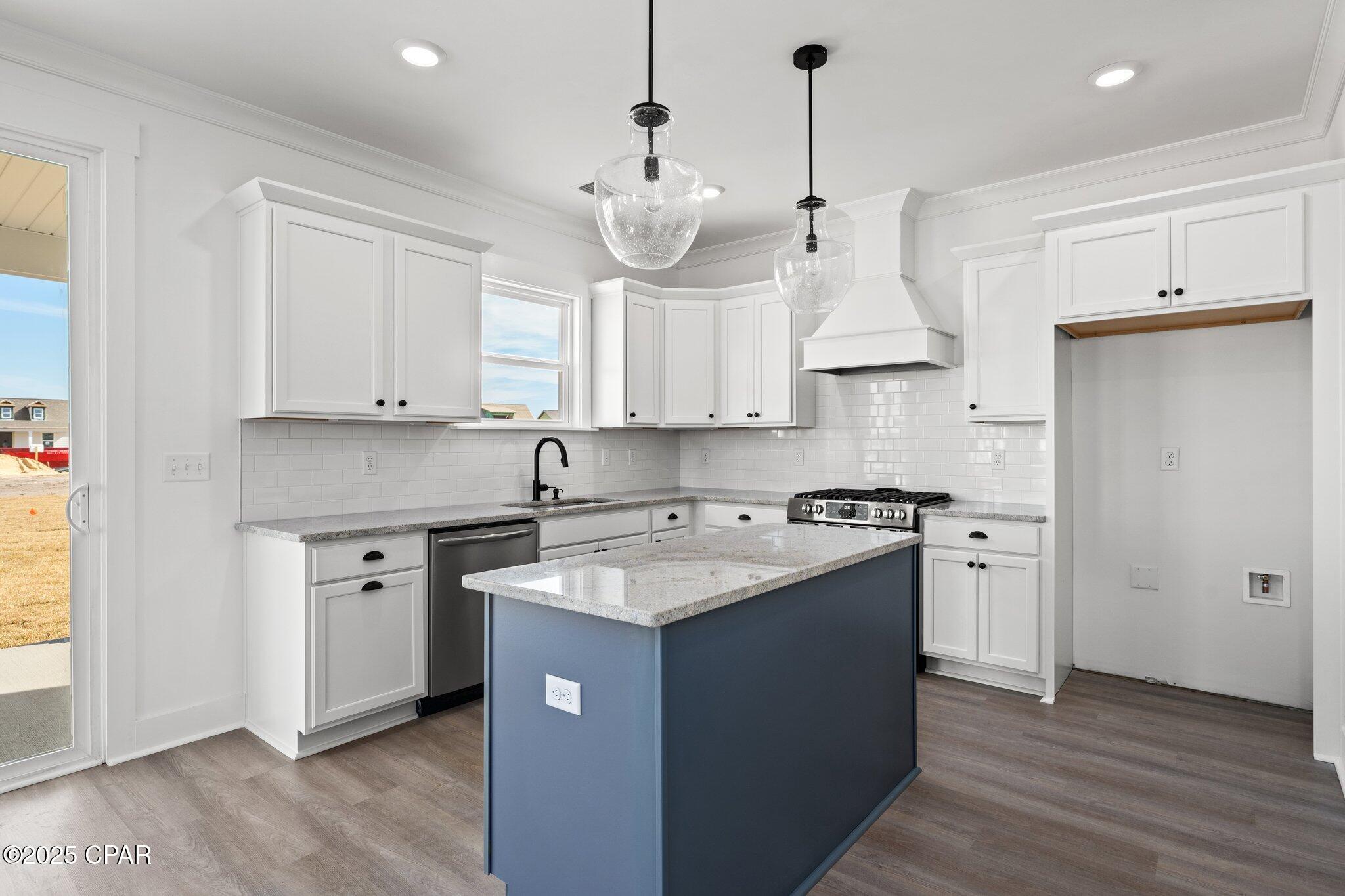 673 Crystal Bayou Boulevard #LOT 18 - MADEIRA PLAN, Panama City, Florida image 15