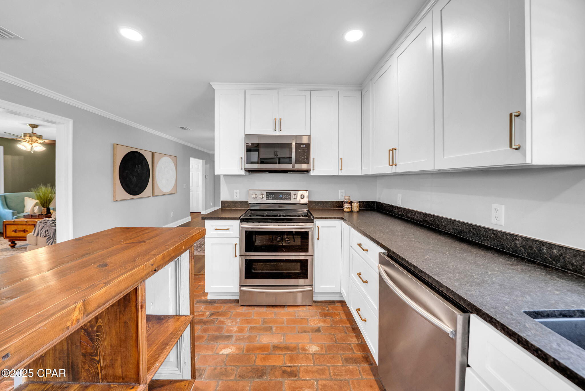 2207 W 33rd Street, Panama City, Florida image 12