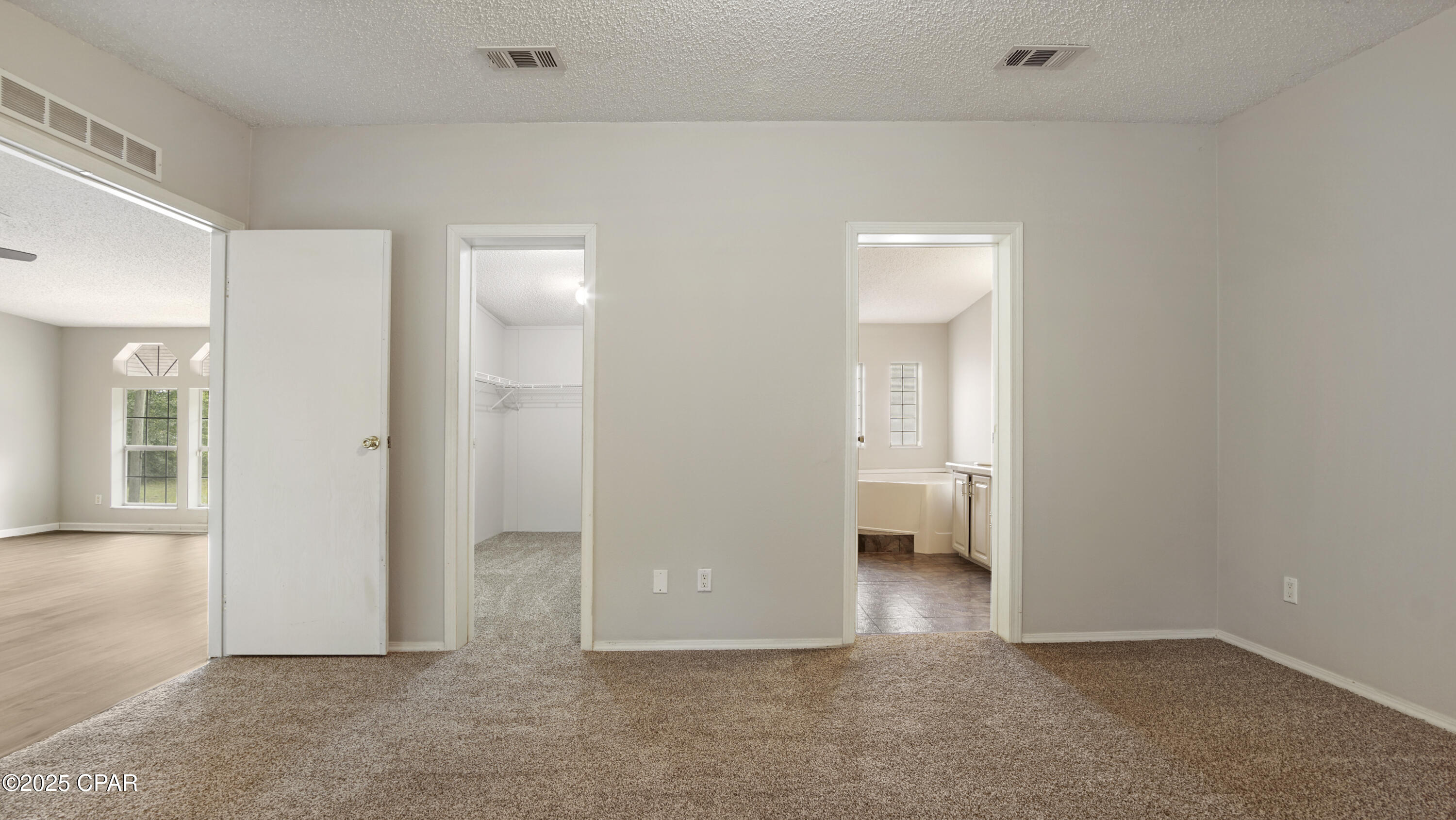 12434 Clear Creek Road, Youngstown, Florida image 13