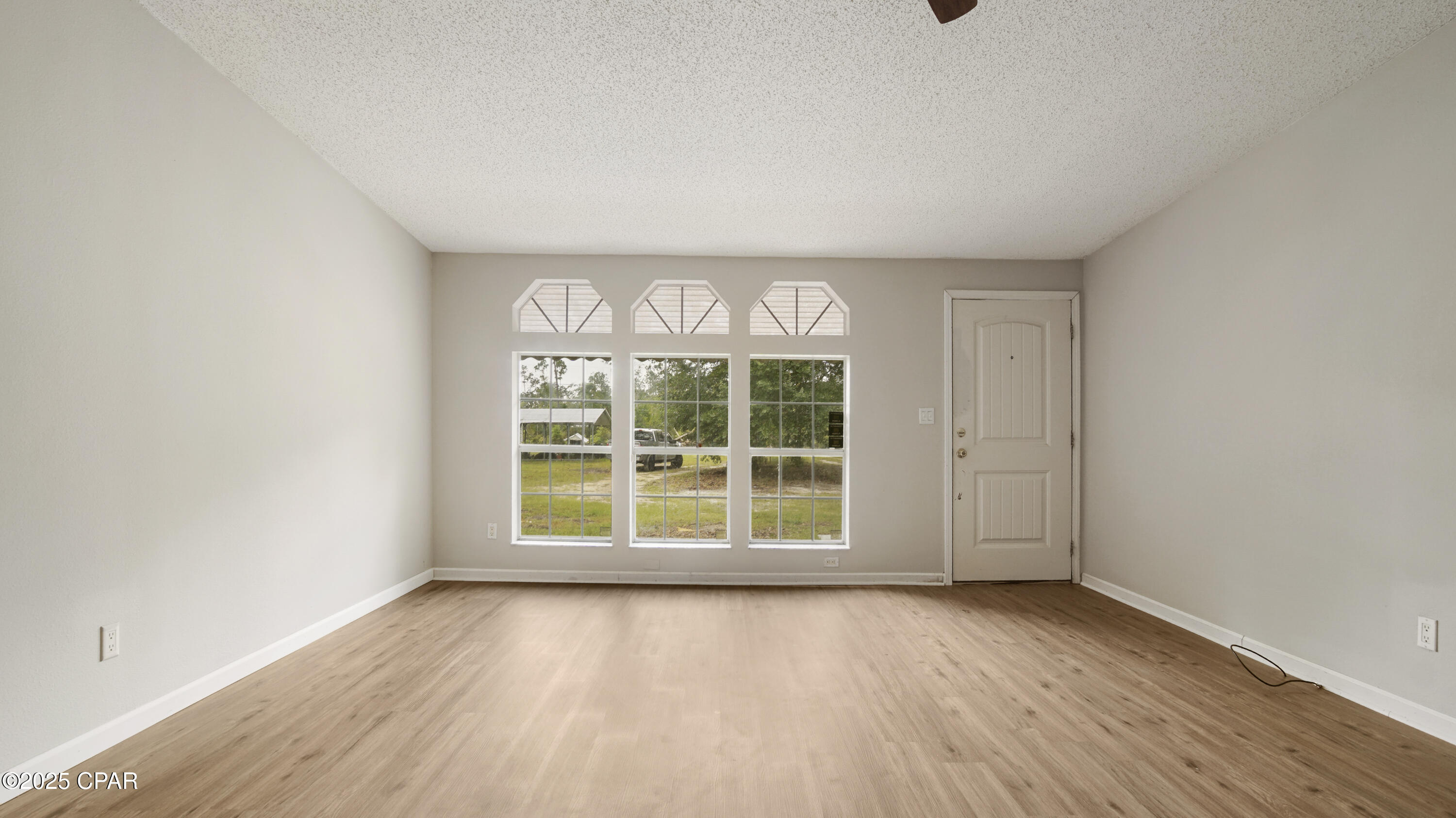 12434 Clear Creek Road, Youngstown, Florida image 22