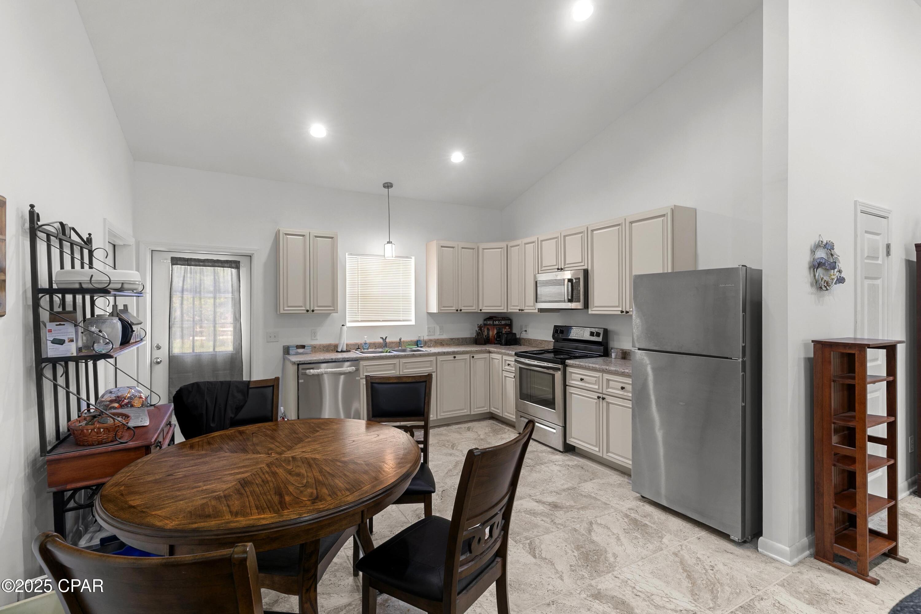 1653 Ledger Road, Chipley, Florida image 38