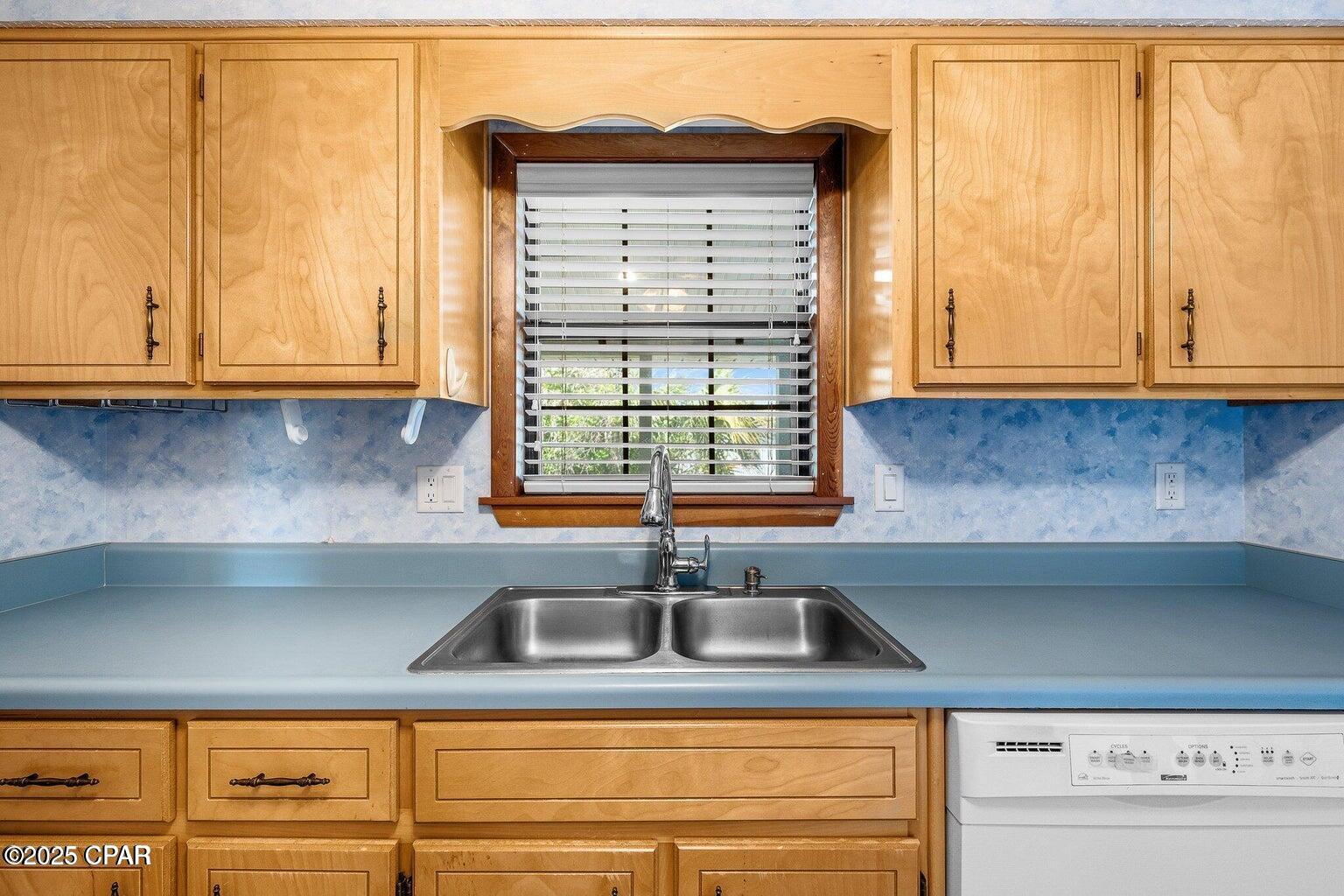 4437 Bluewater Drive, Panama City, Florida image 12