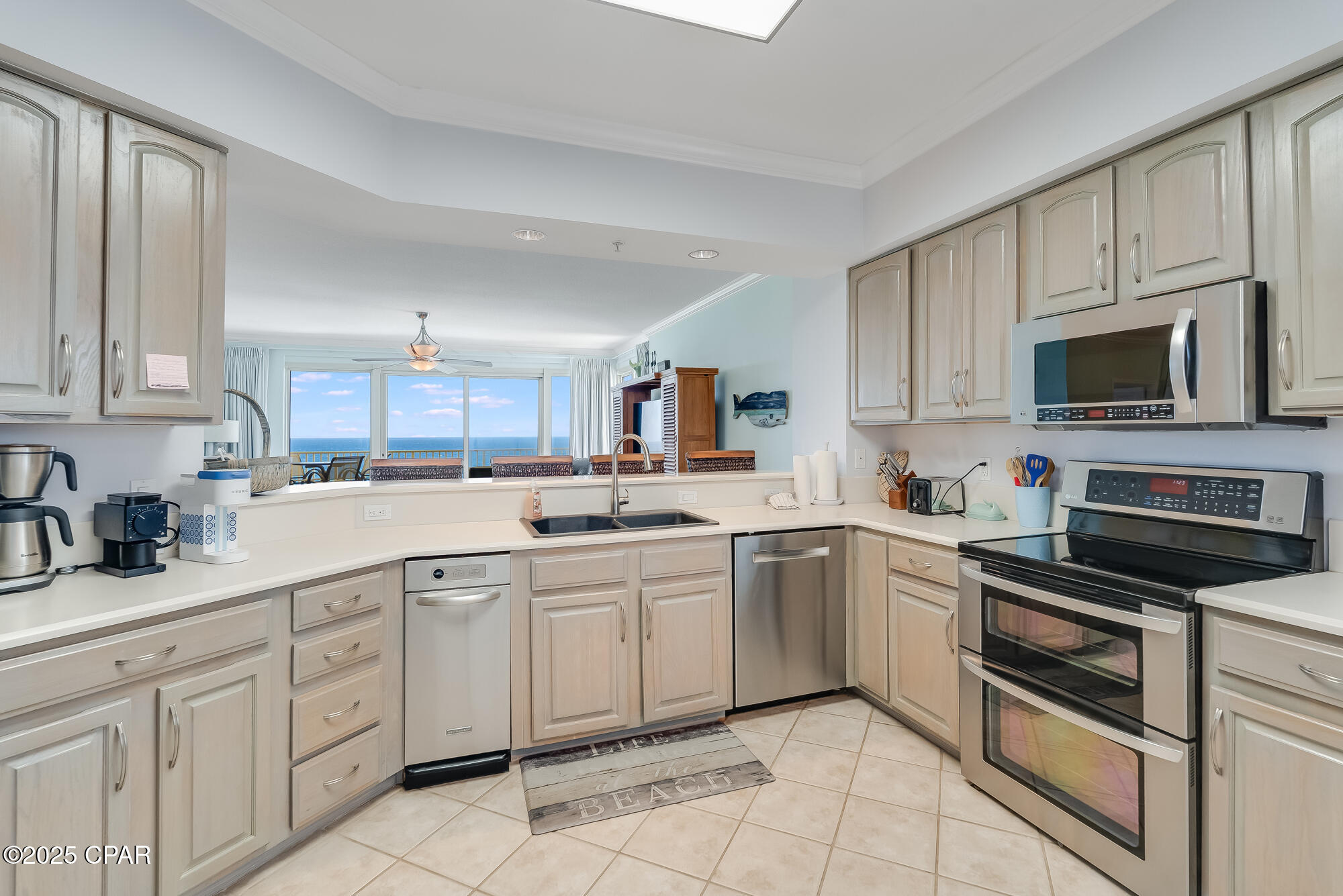 8601 W Surf 11 - Drive #11W, Panama City Beach, Florida image 18