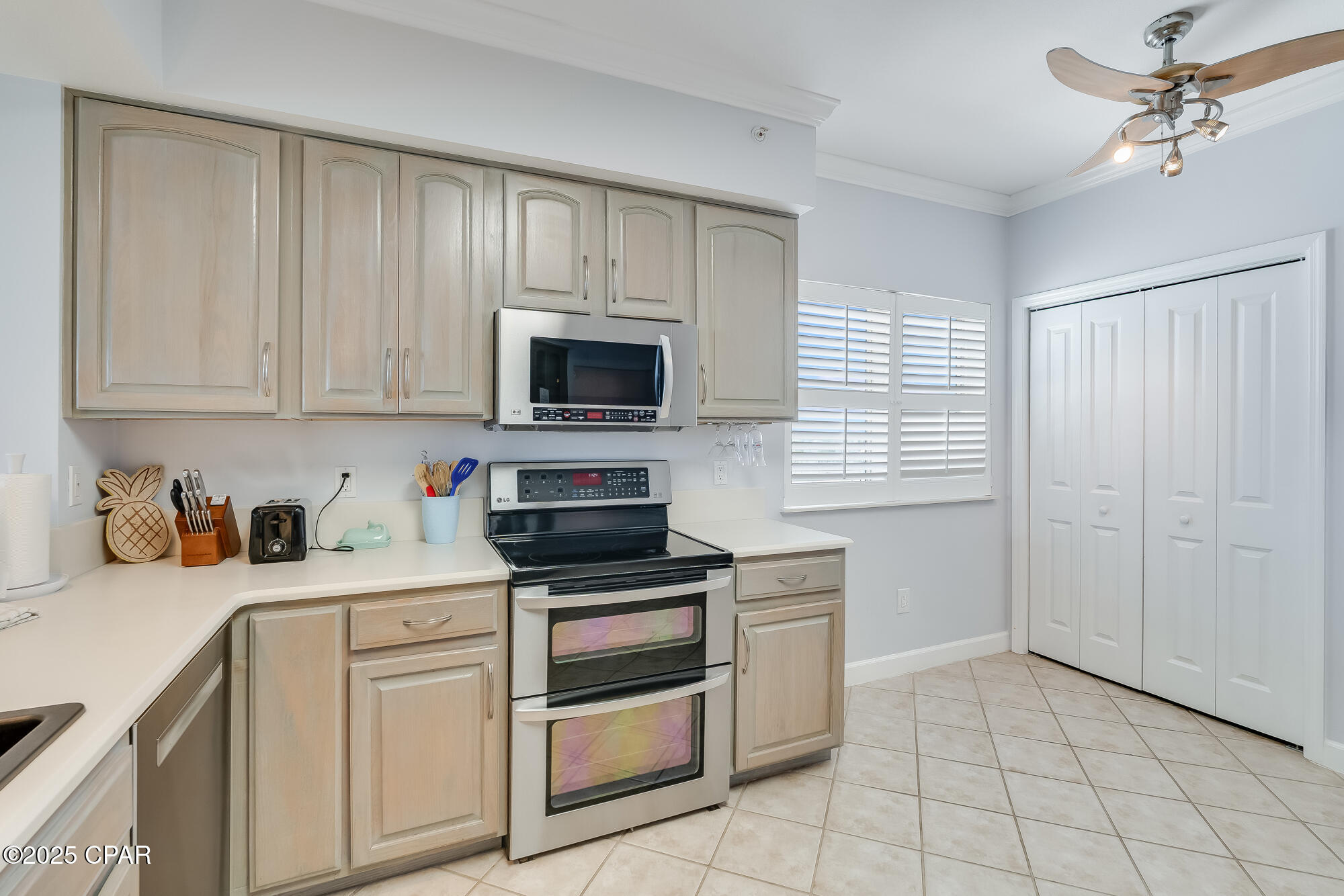8601 W Surf 11 - Drive #11W, Panama City Beach, Florida image 19