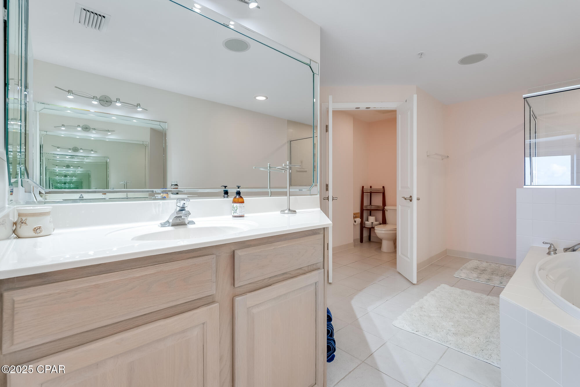 8601 W Surf 11 - Drive #11W, Panama City Beach, Florida image 33
