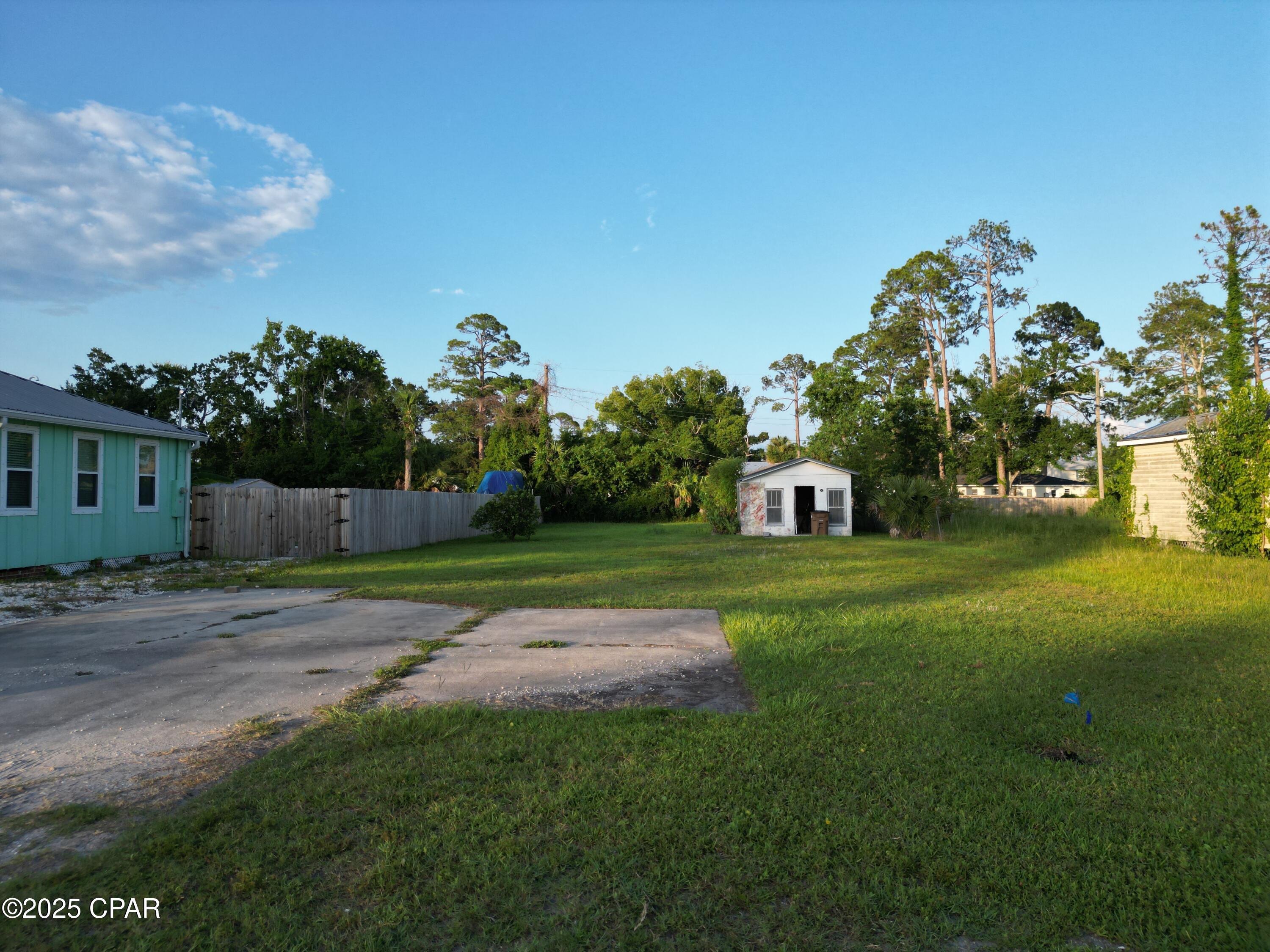 1407 Long Avenue, Port St. Joe, Florida image 3