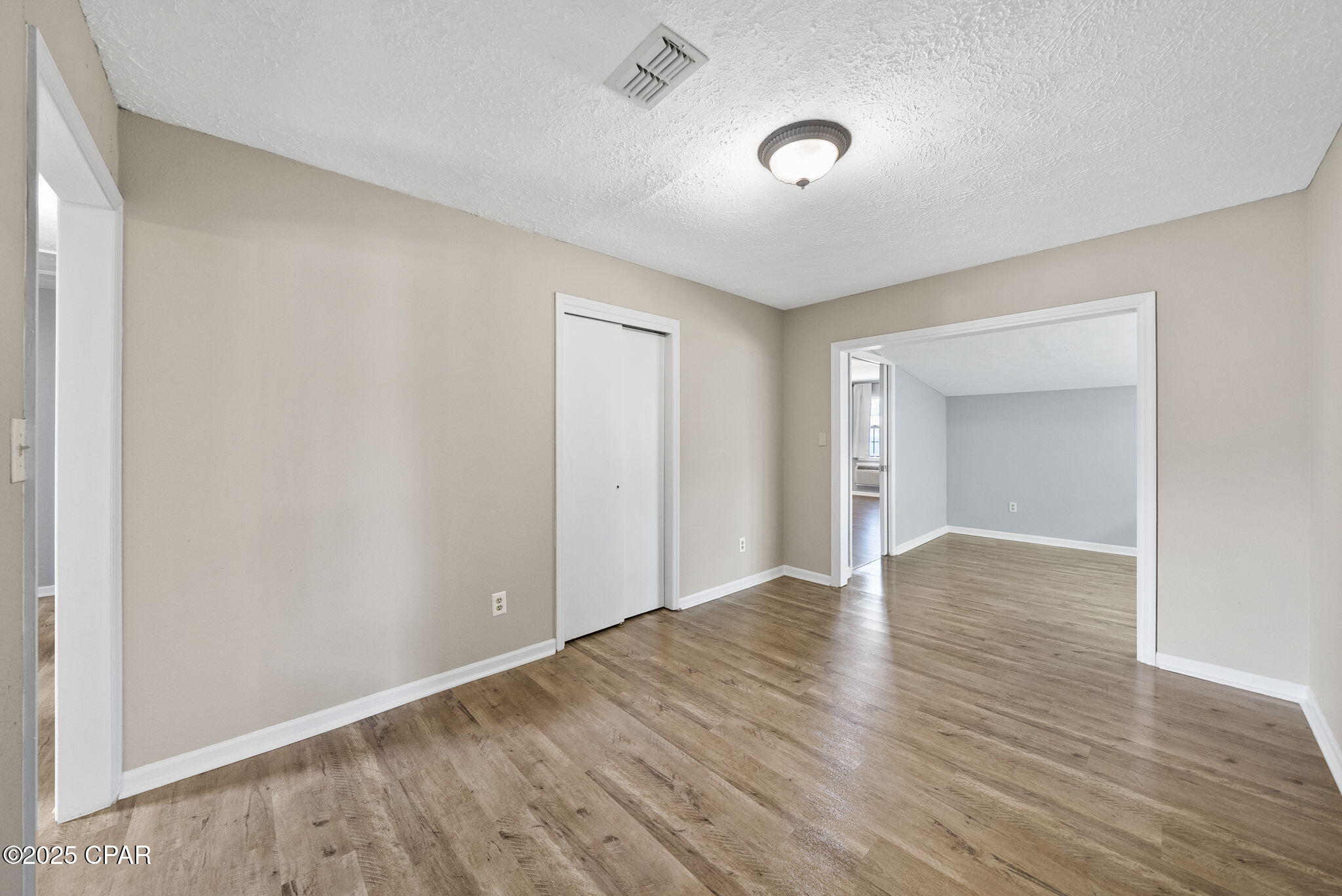 Image 11 For 1612 Colorado Avenue