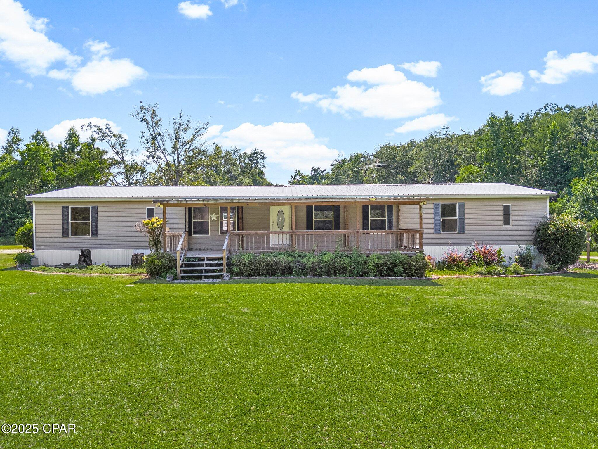 1550 Jarous Road, Cottondale, Florida image 1