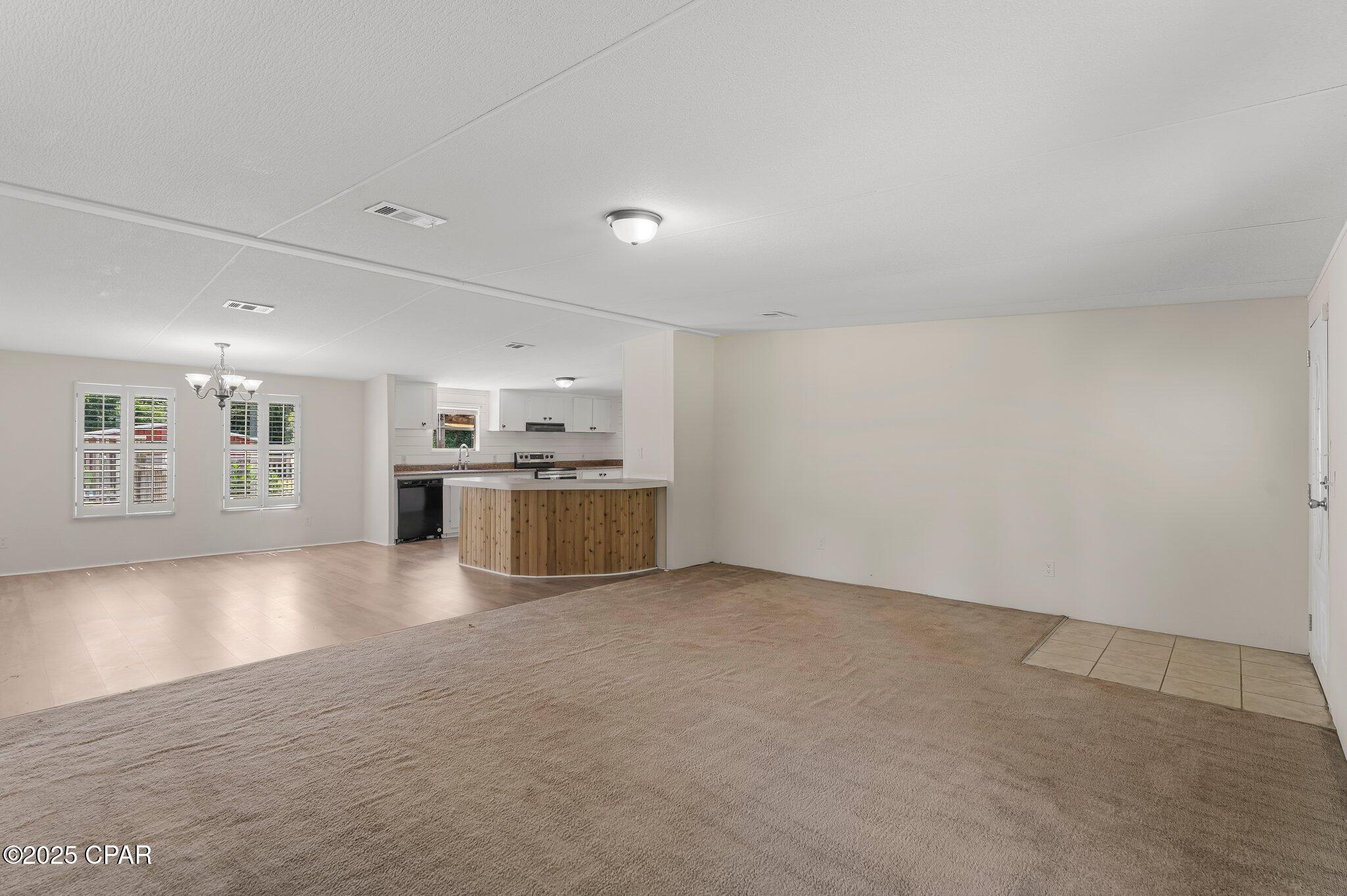1550 Jarous Road, Cottondale, Florida image 6