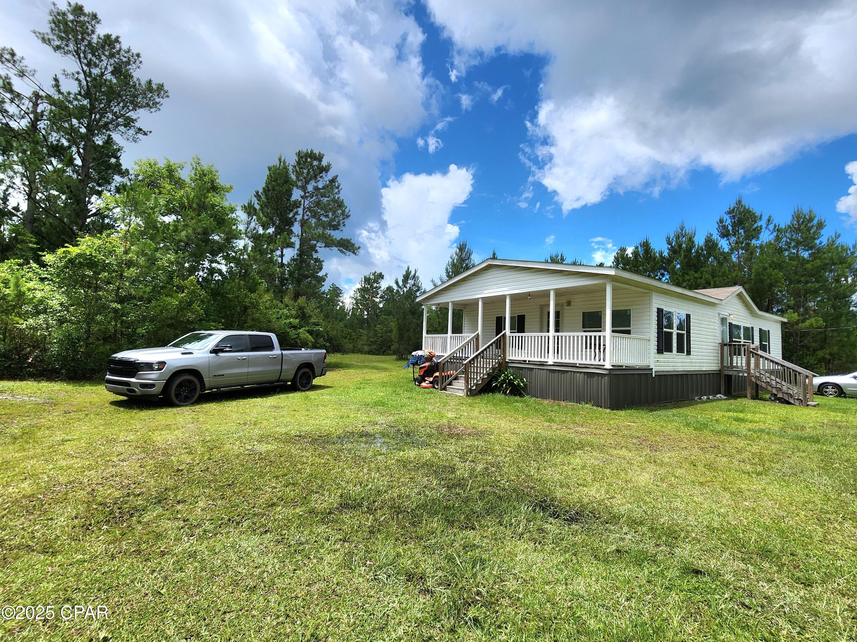 11136 Silver Lake Road, Fountain, Florida image 2