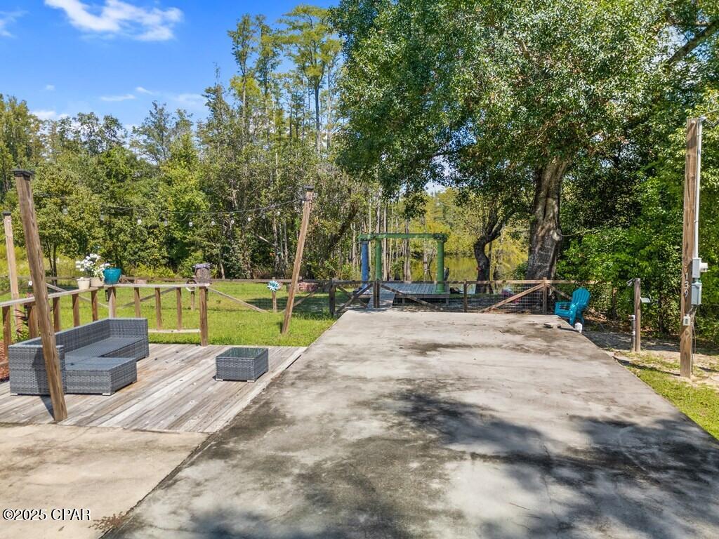 139 Bob Little Drive, Wewahitchka, Florida image 11