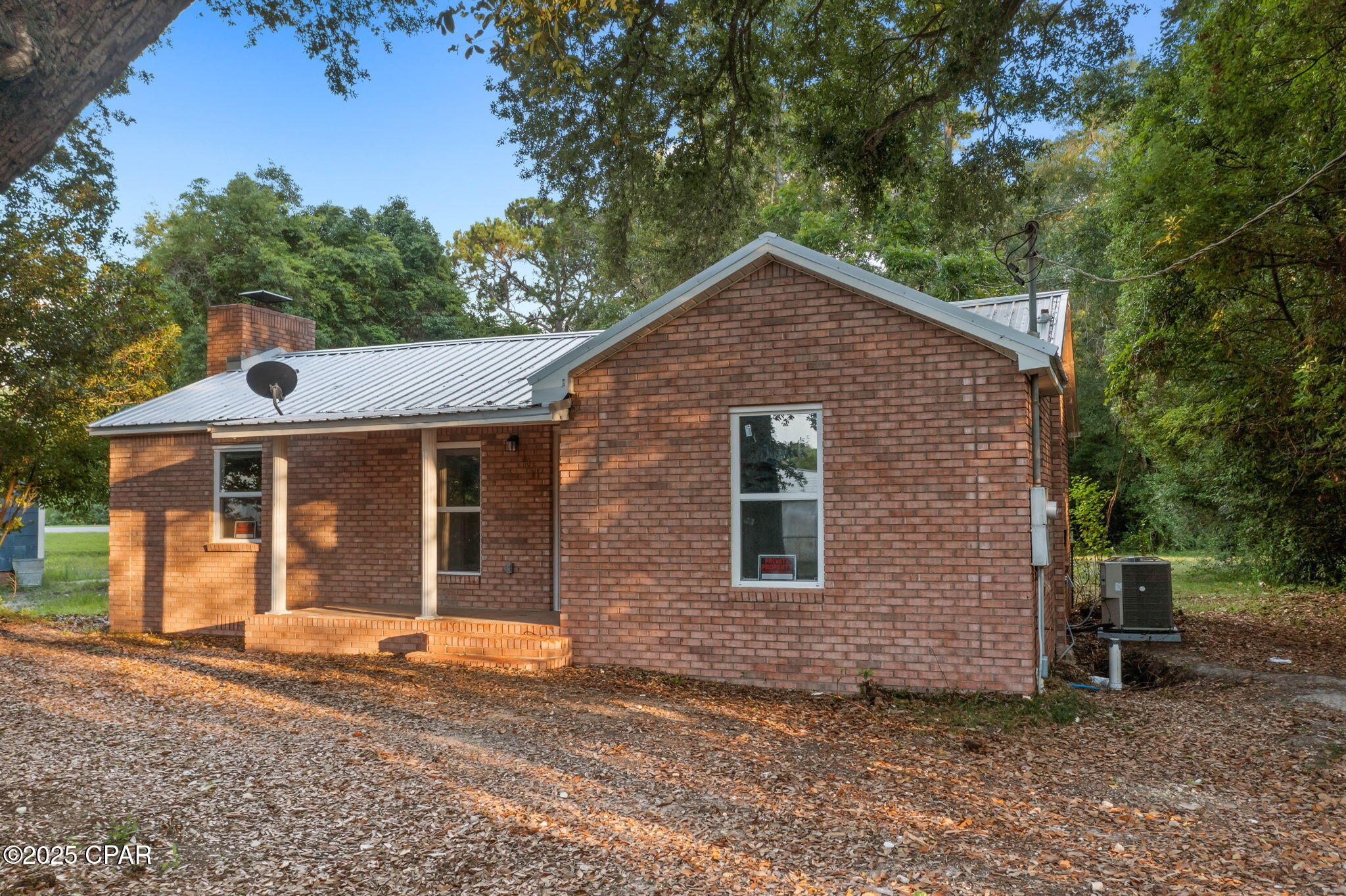 1001 White Avenue, Graceville, Florida image 18