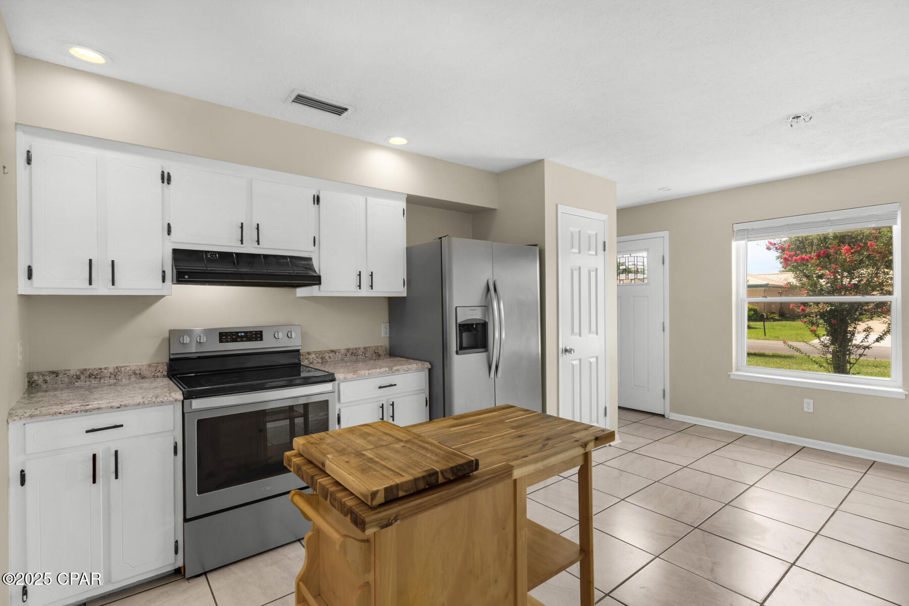 3942 W 21st Place, Panama City, Florida image 9