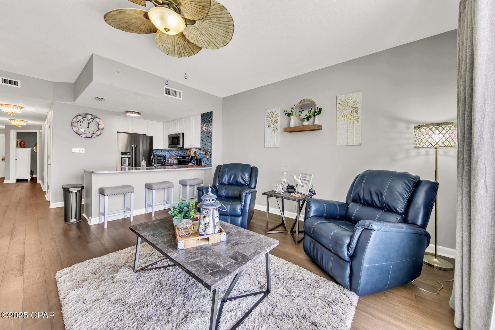 Image 3 For 5115 Gulf Drive 1702
