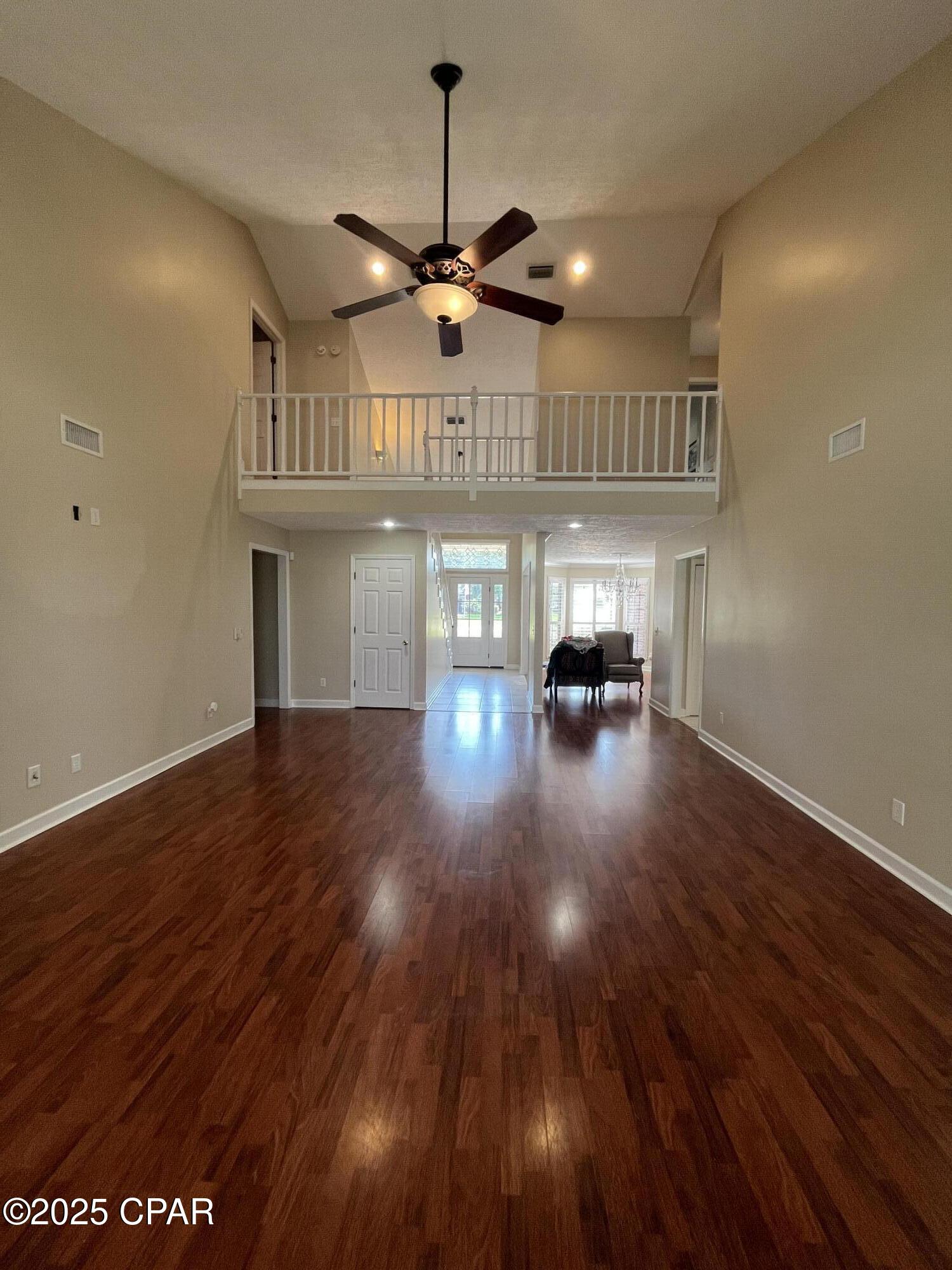 Image 2 For 3209 Country Club Drive