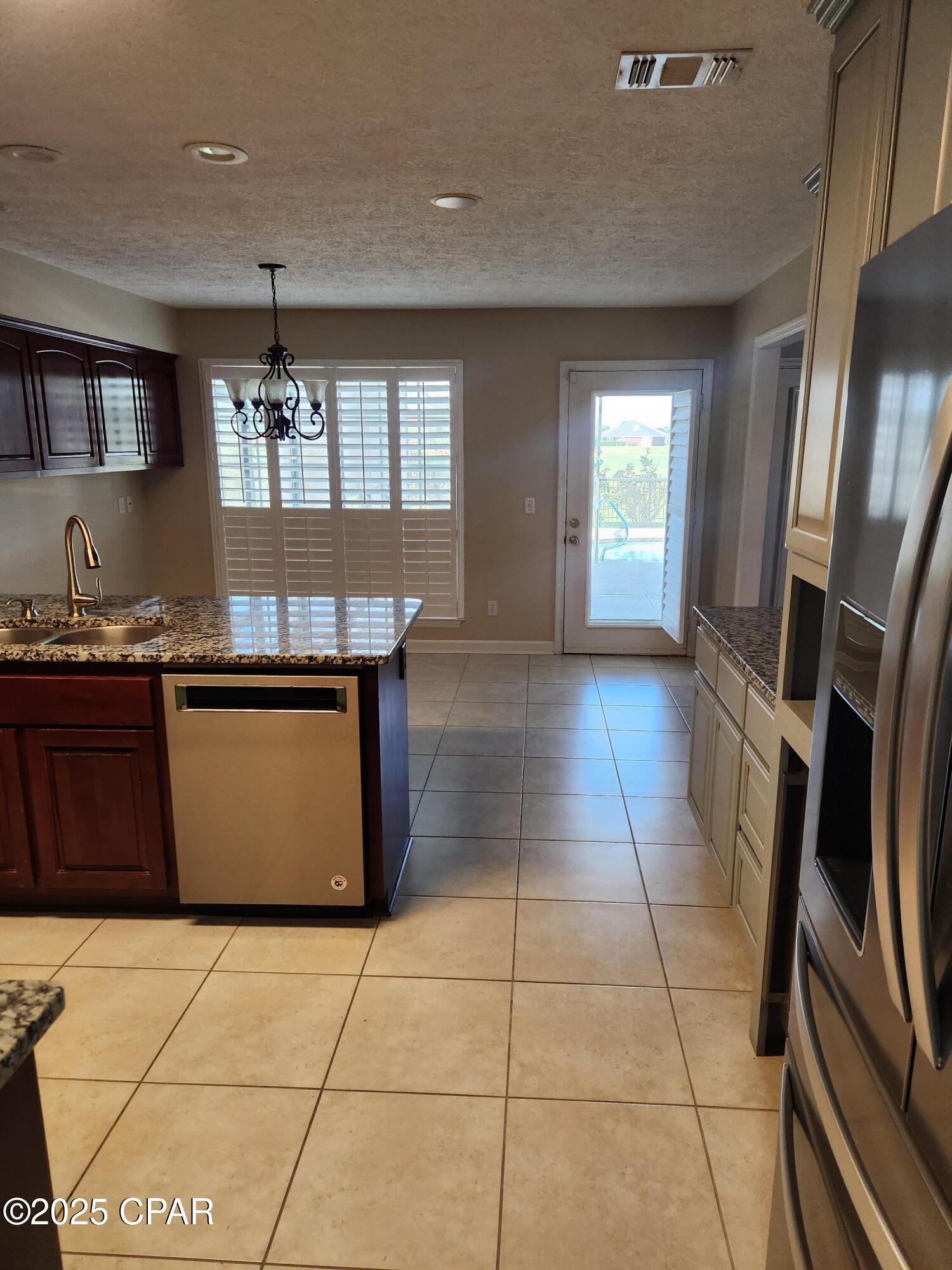 Image 7 For 3209 Country Club Drive