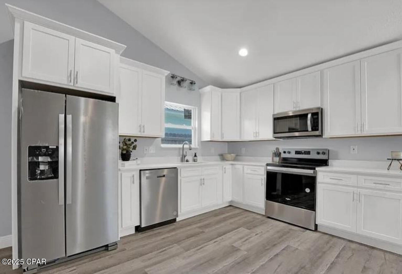 Image 8 For 104 Oleander Circle