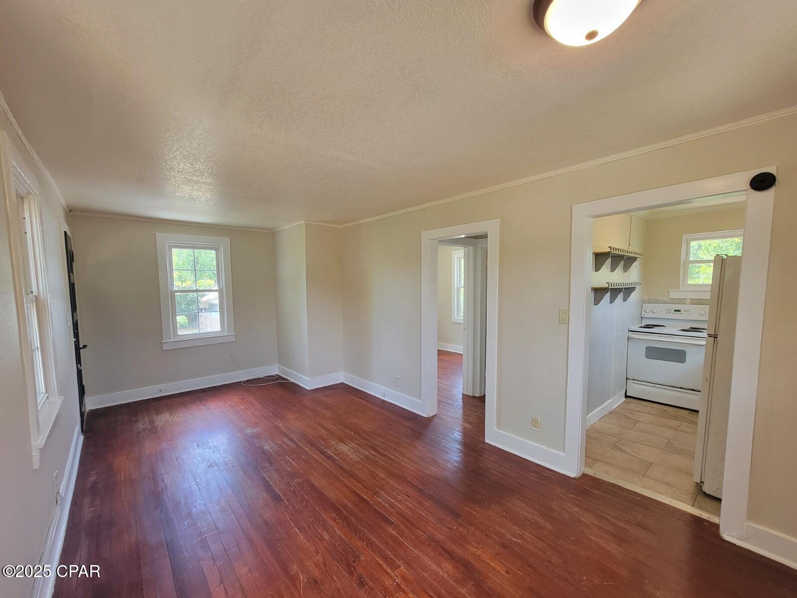 Image 3 For 131 Allen Avenue A