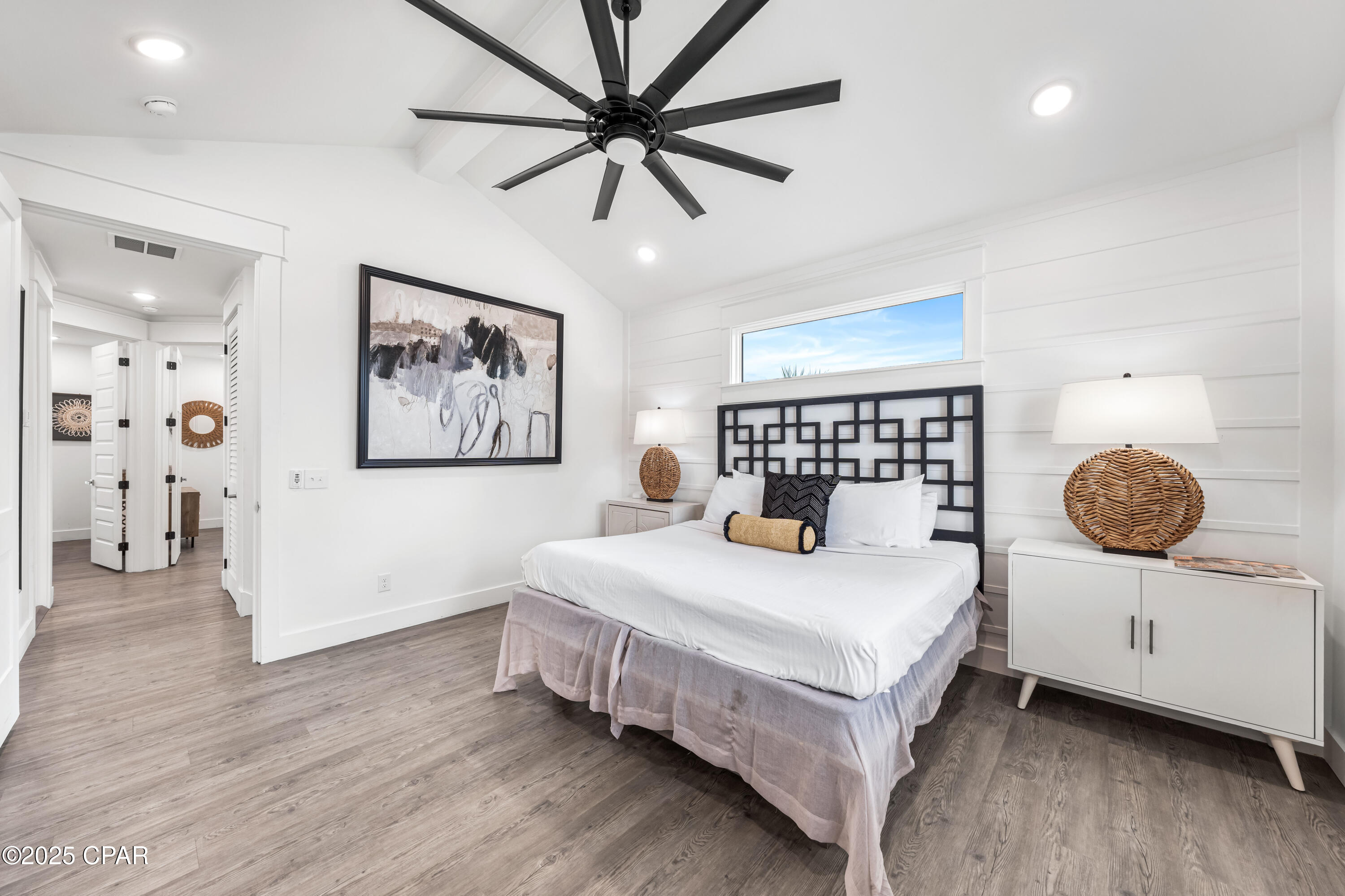 Listing photo id 46 for 318 El Prado Place Place