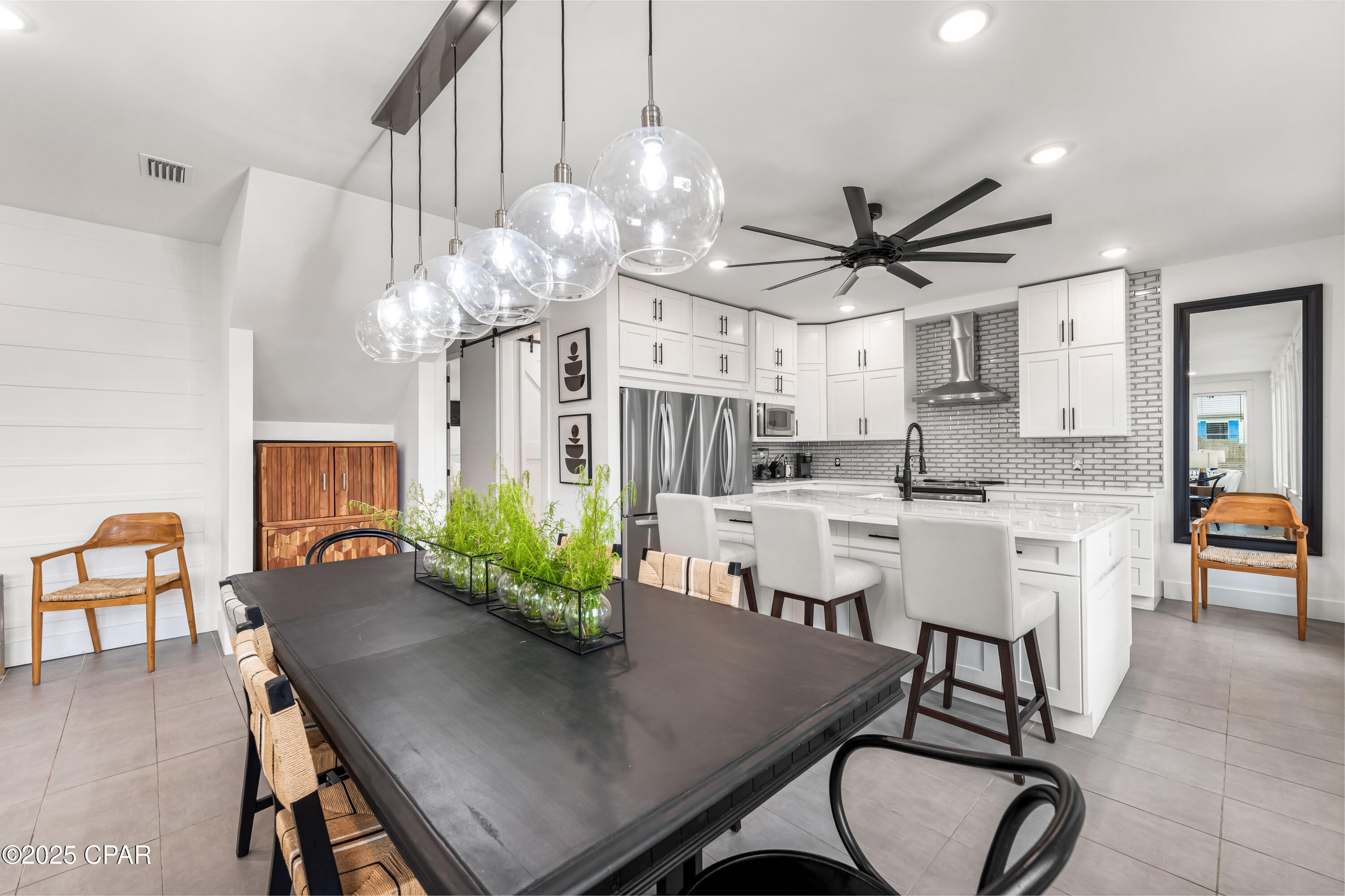 Listing photo id 6 for 318 El Prado Place Place