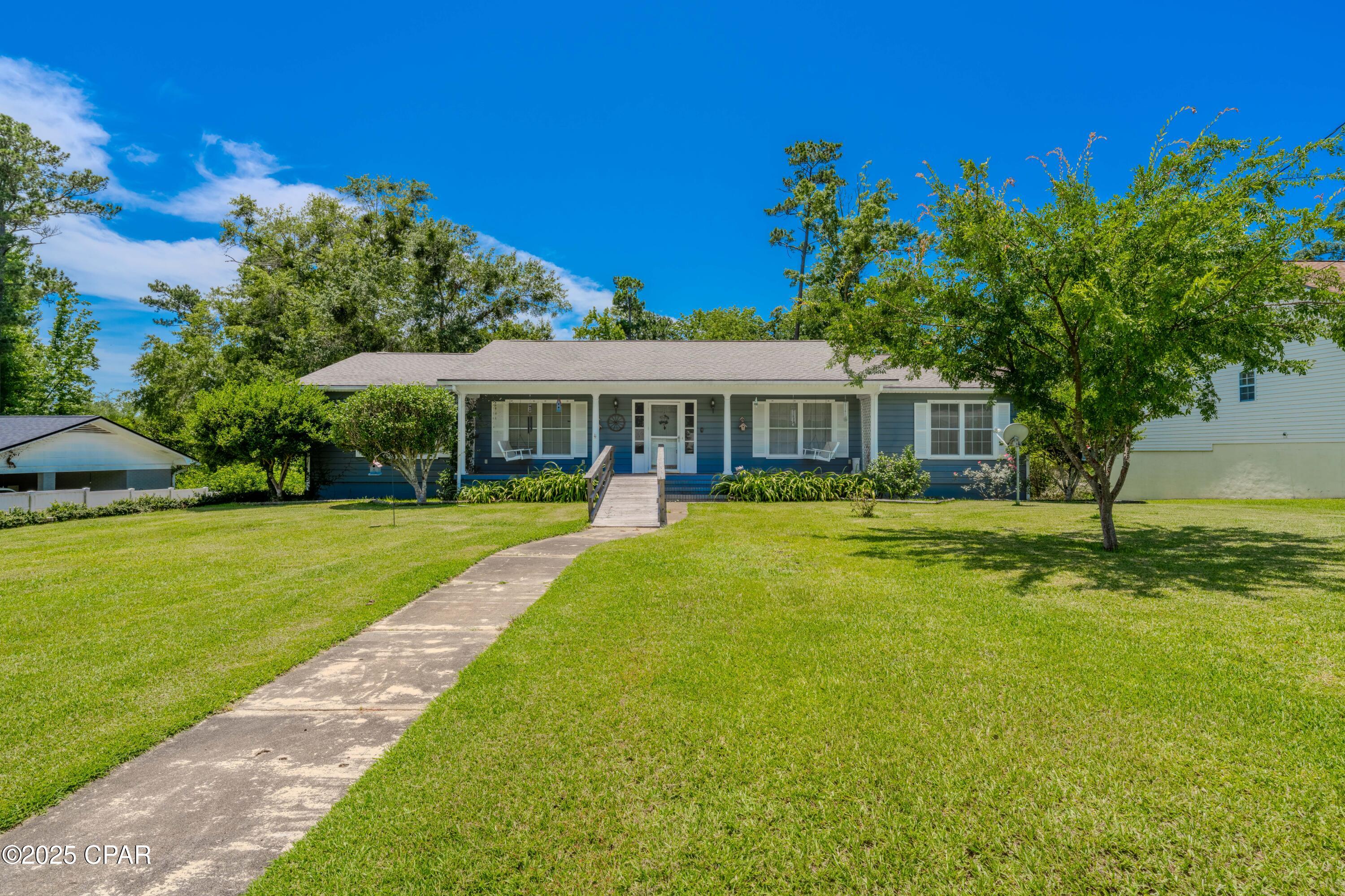1016 Morgan Avenue, Chattahoochee, Florida image 1