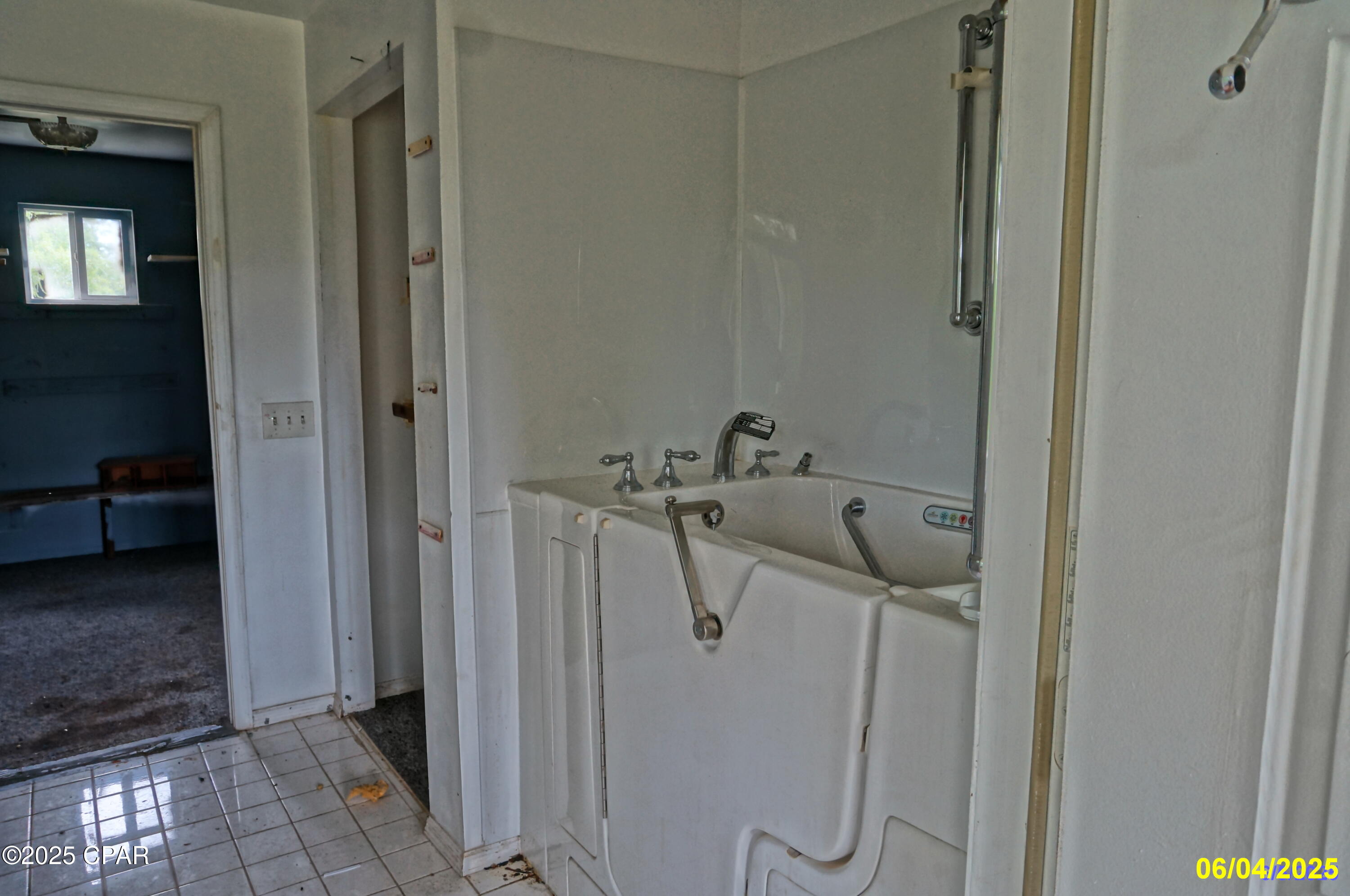 1025 Edison Avenue, Alford, Florida image 11