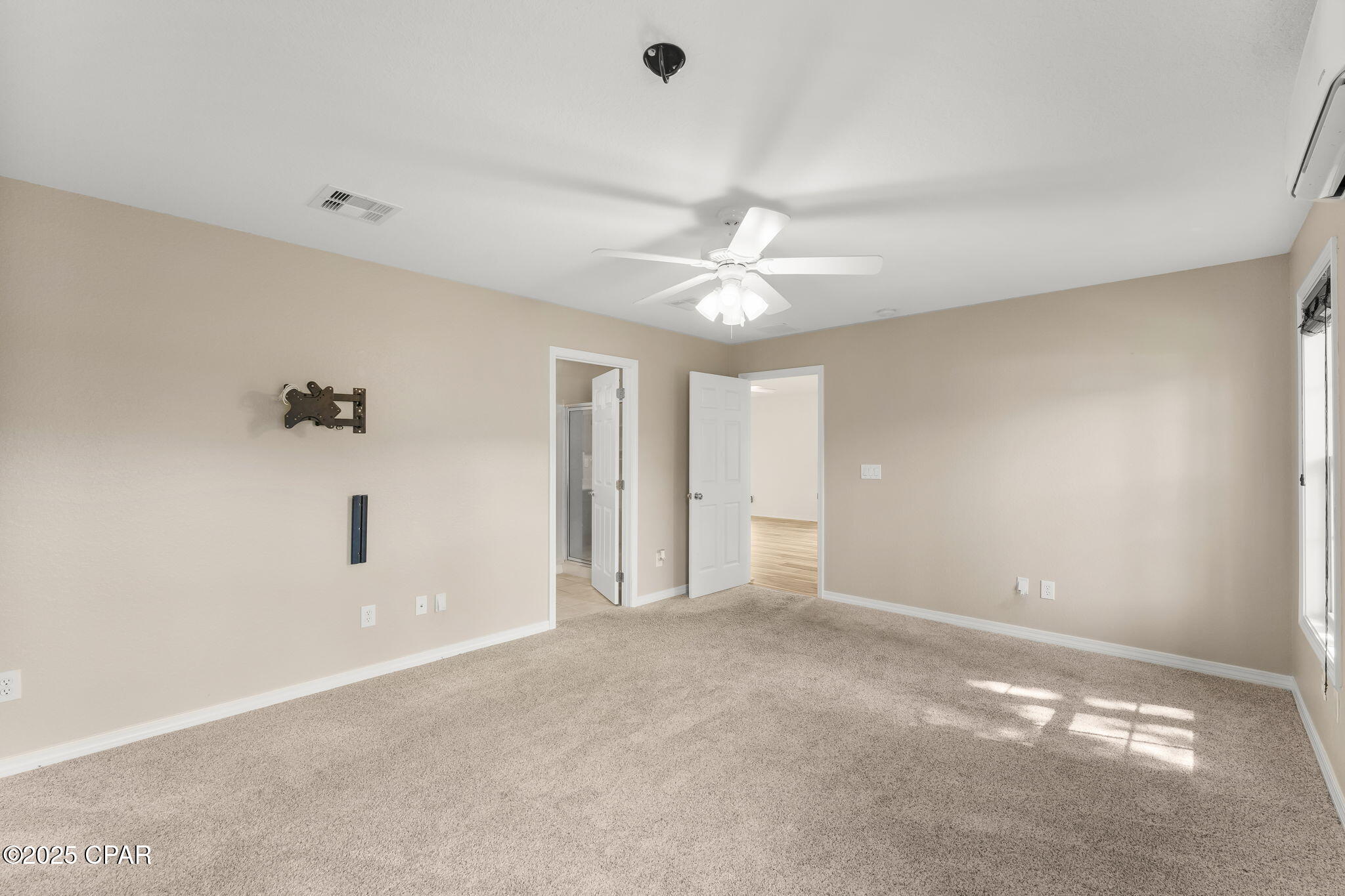 Image 21 For 108 Kensington Circle