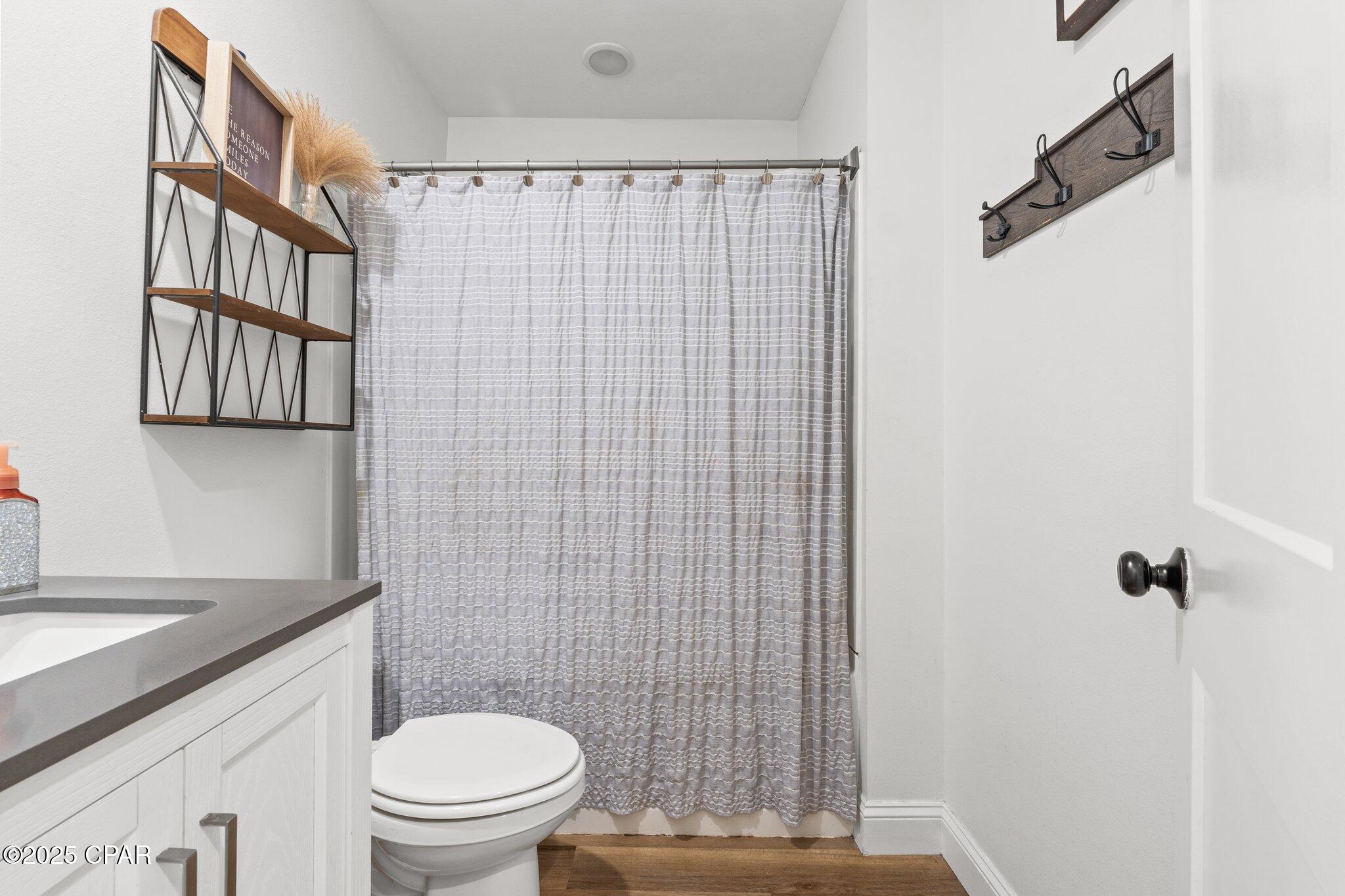 5626 N Lakewood Drive, Panama City, Florida image 13