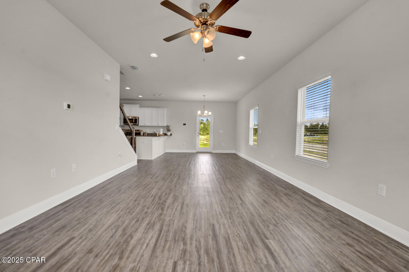 Image 16 For 140 Shoreview Drive