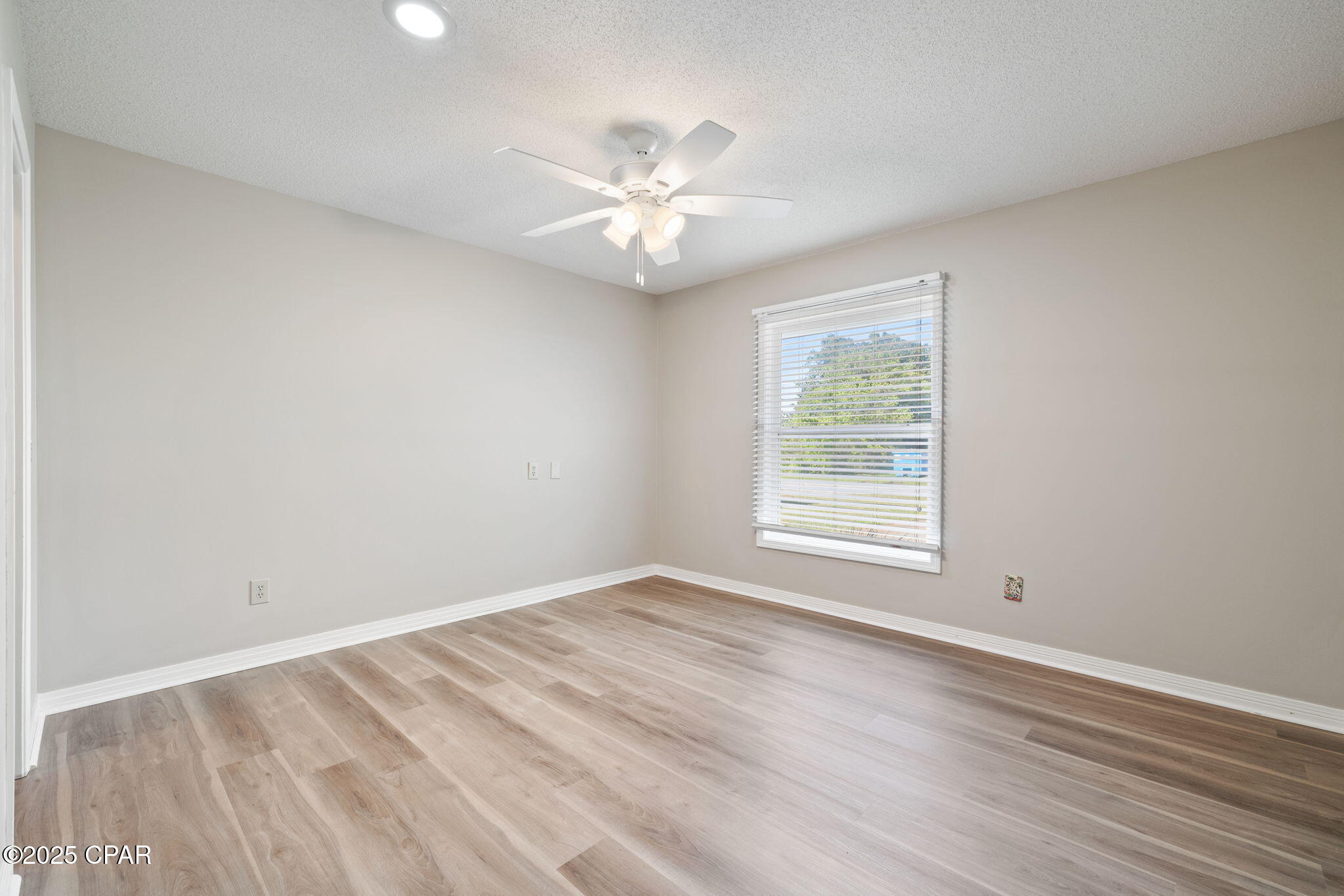 608 Amberjack Drive, Panama City, Florida image 18