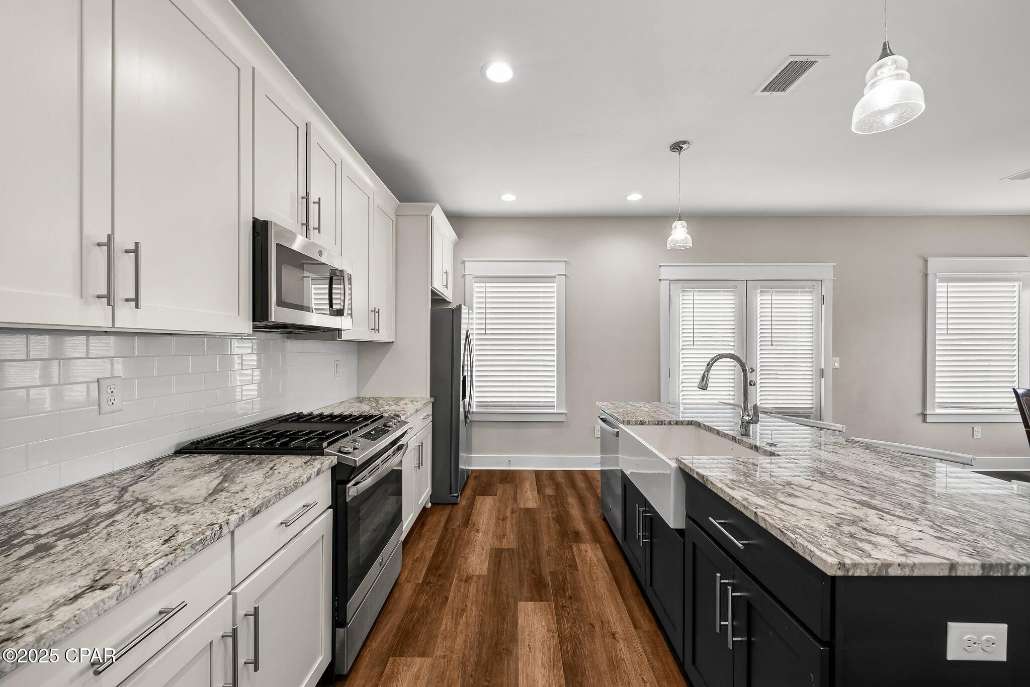 2711 Lagoon Manor Drive, Panama City, Florida image 22