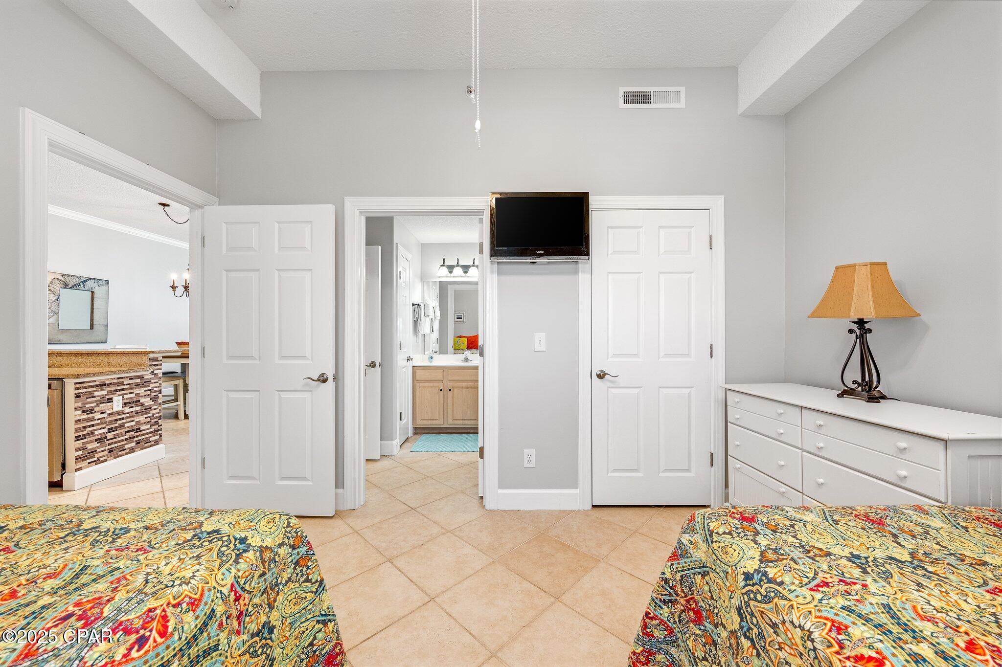 Image 22 For 10625 Front Beach Road 1902