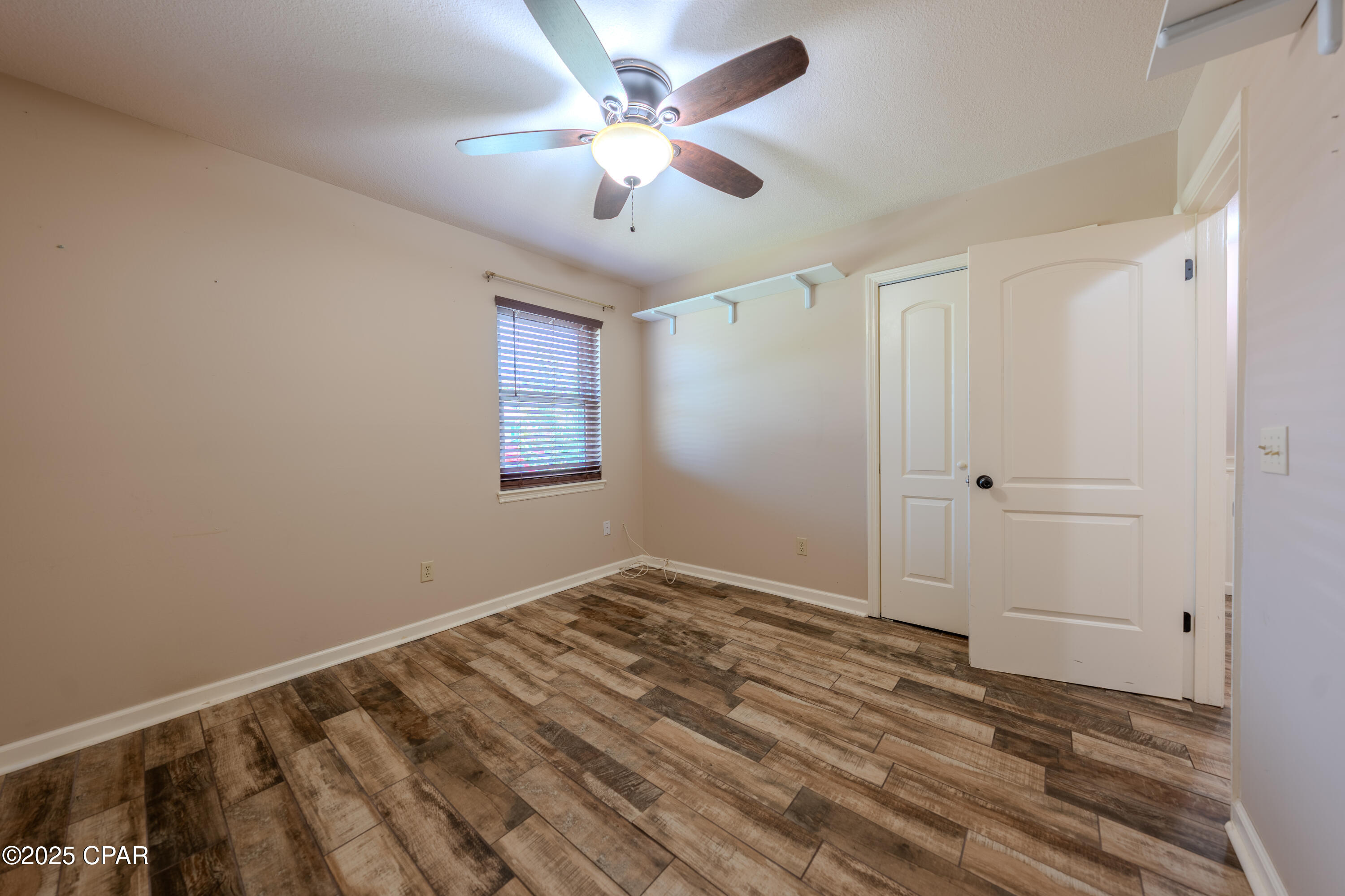 Image 31 For 2901 Gallagher Drive
