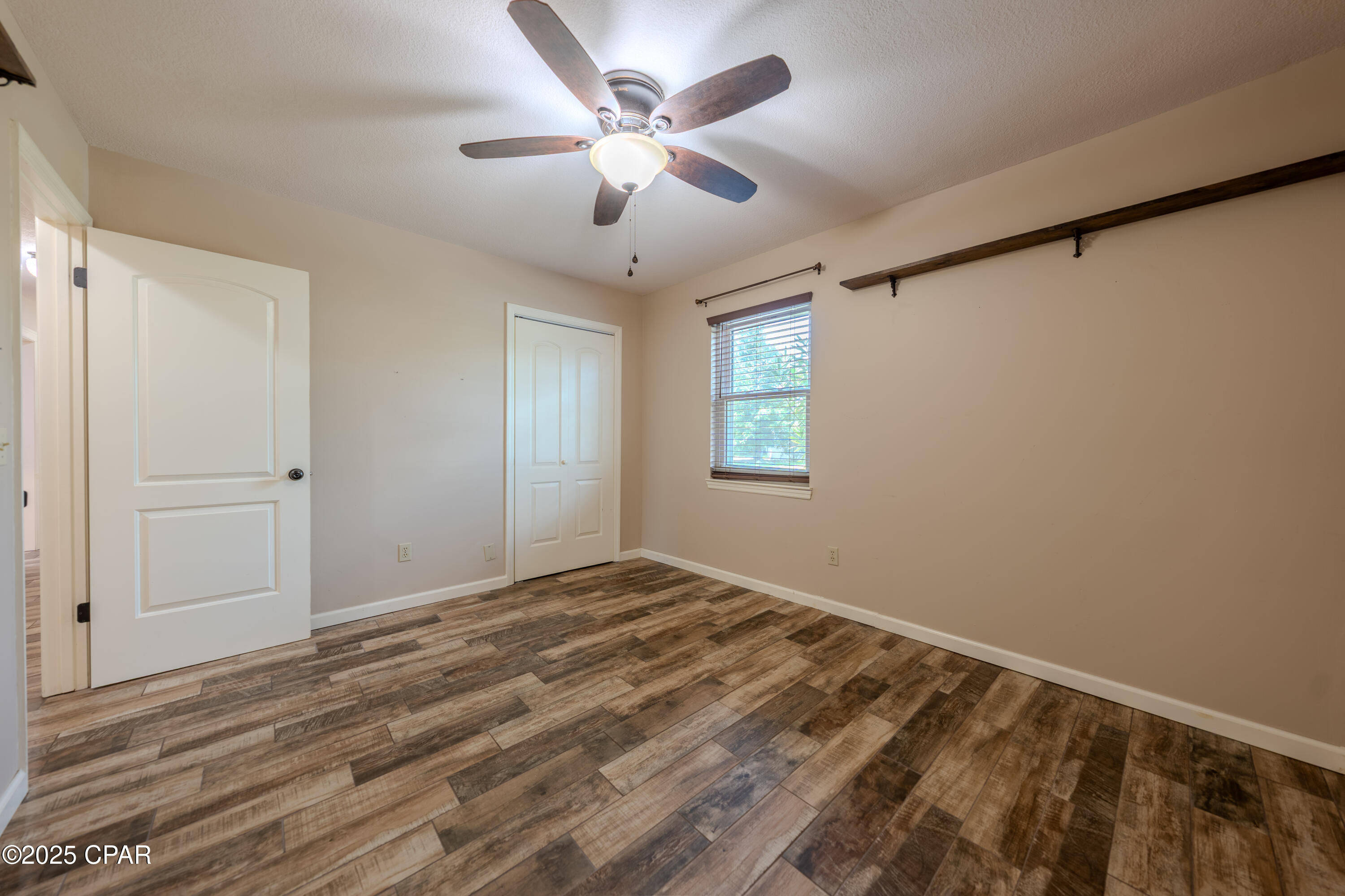 Listing photo id 33 for 2901 Gallagher Drive