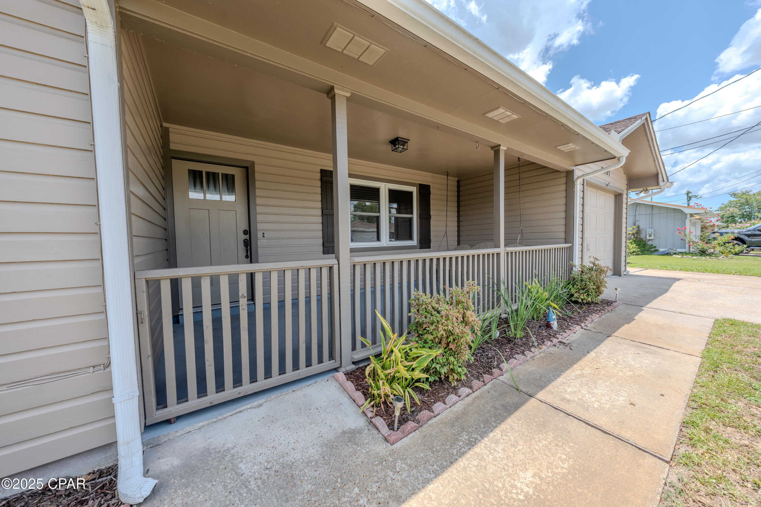 Listing photo id 4 for 2901 Gallagher Drive