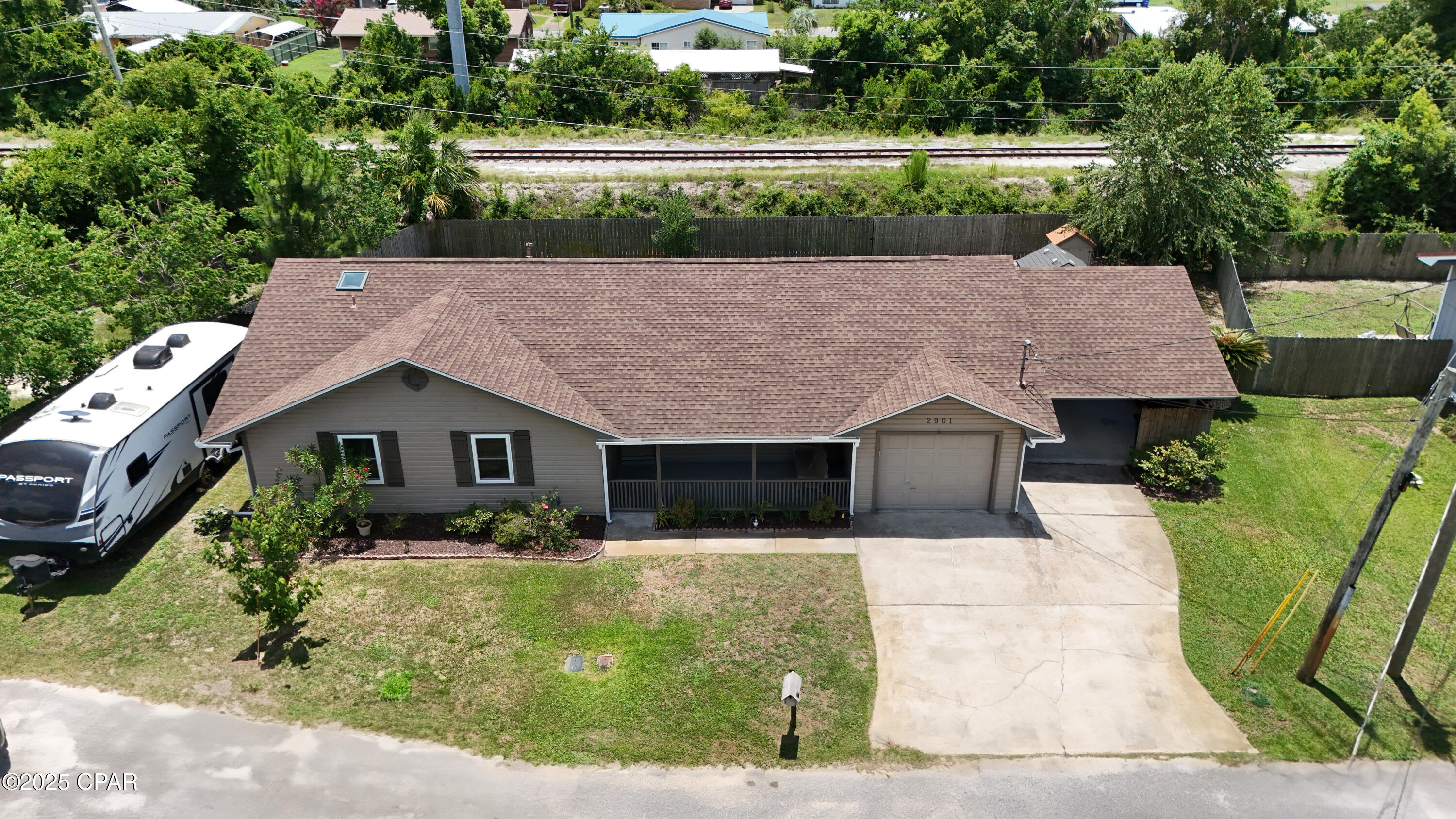 Listing photo id 43 for 2901 Gallagher Drive
