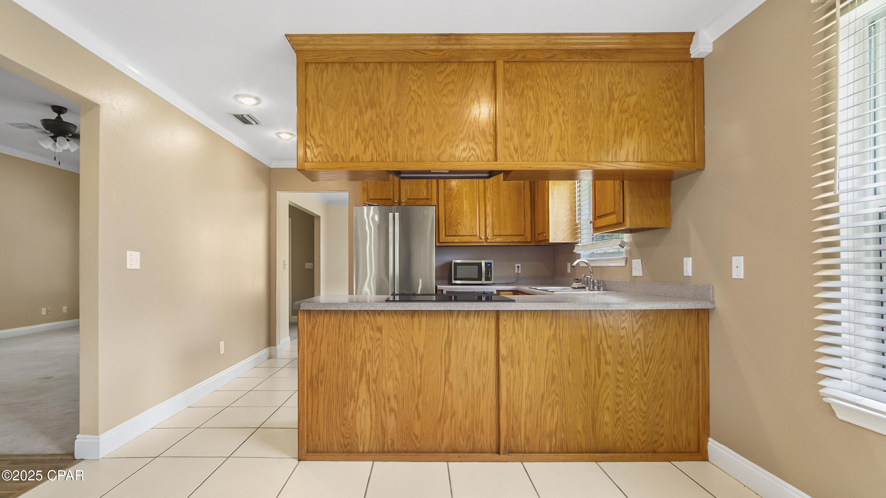 5218 Indian Bluff Drive, Youngstown, Florida image 19