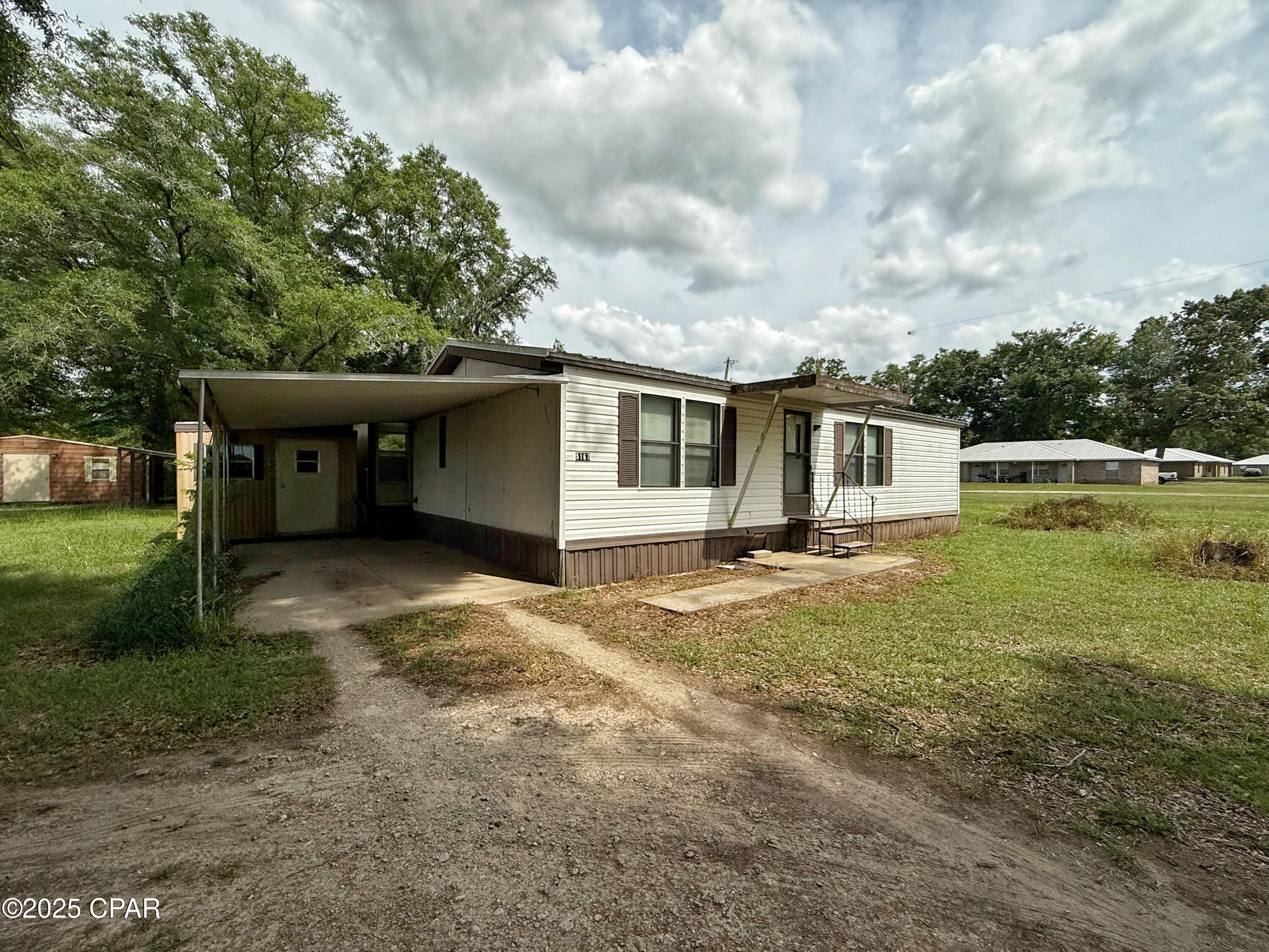 5163 Jacklin Lane, Marianna, Florida image 2