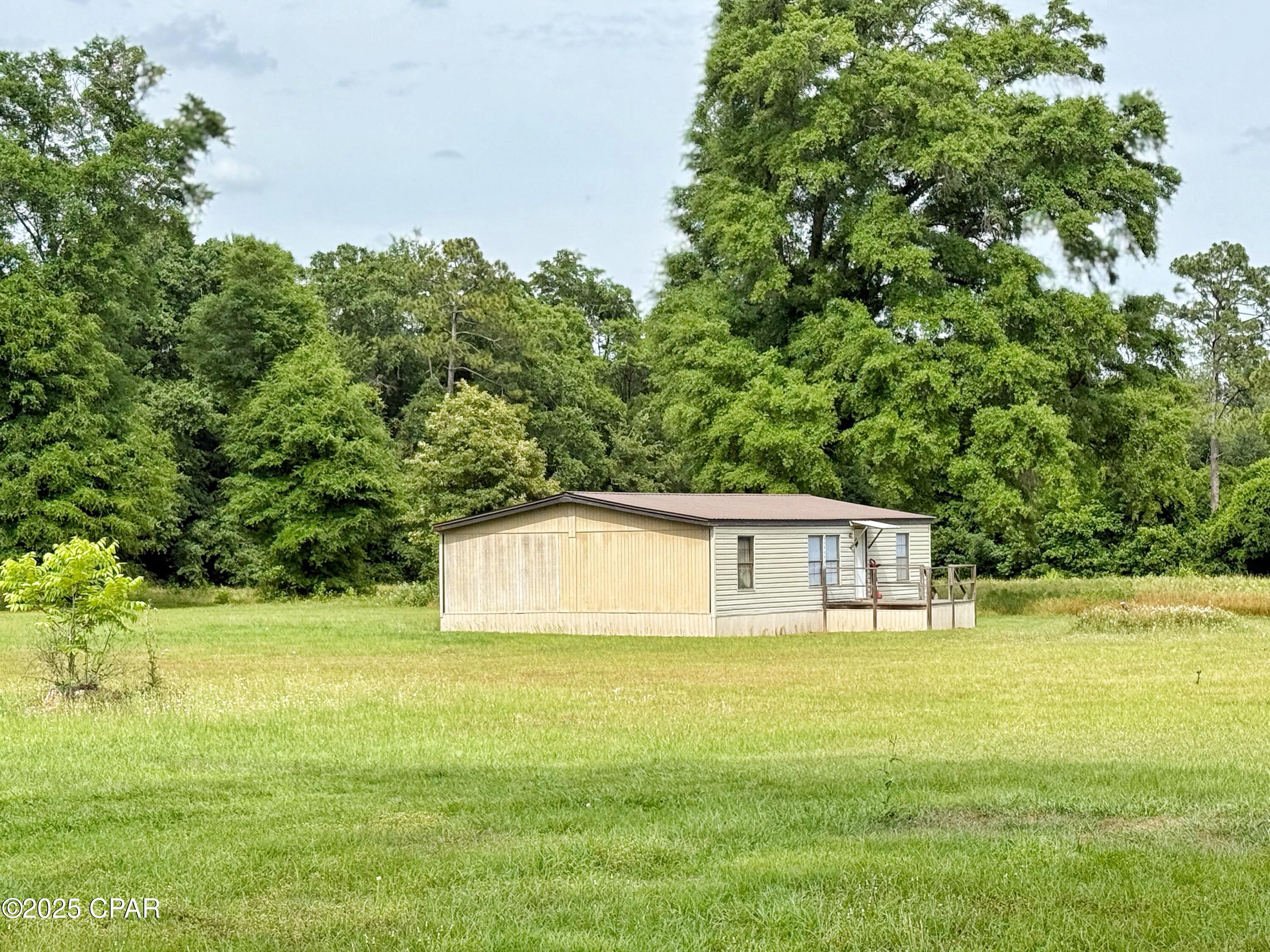 5172 Lynch Drive, Marianna, Florida image 9