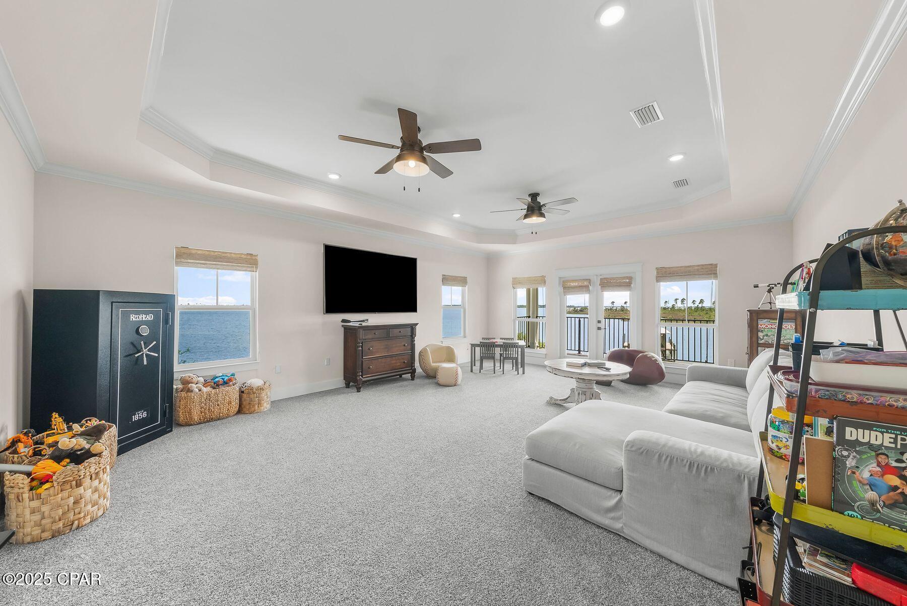 389 Confidence Way, Southport, Florida image 31