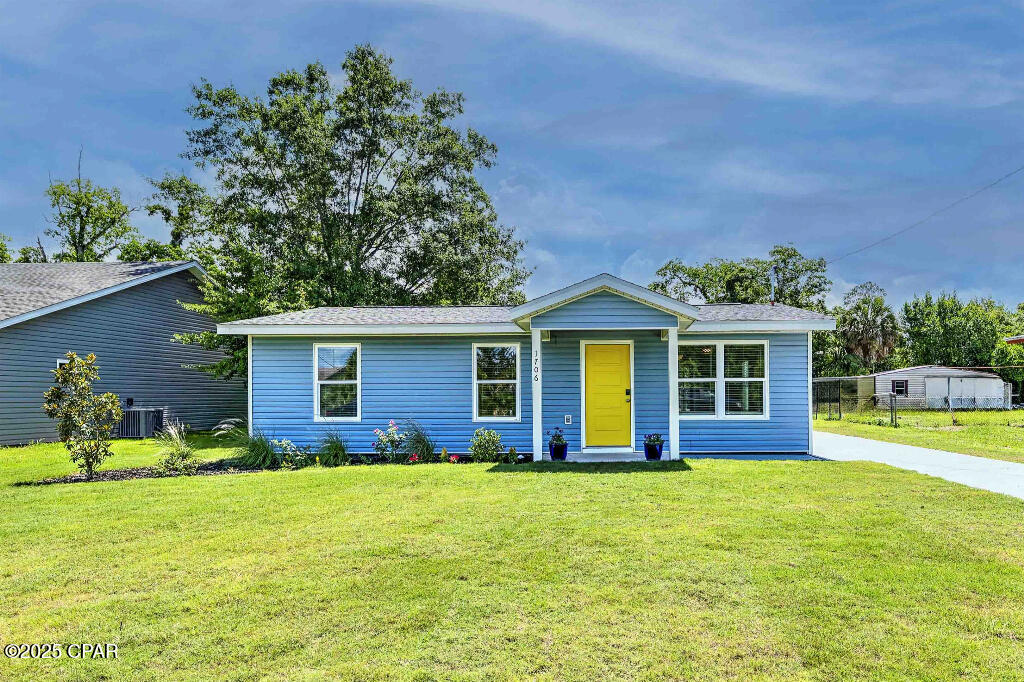 Image 1 For 1706 Arthur Avenue