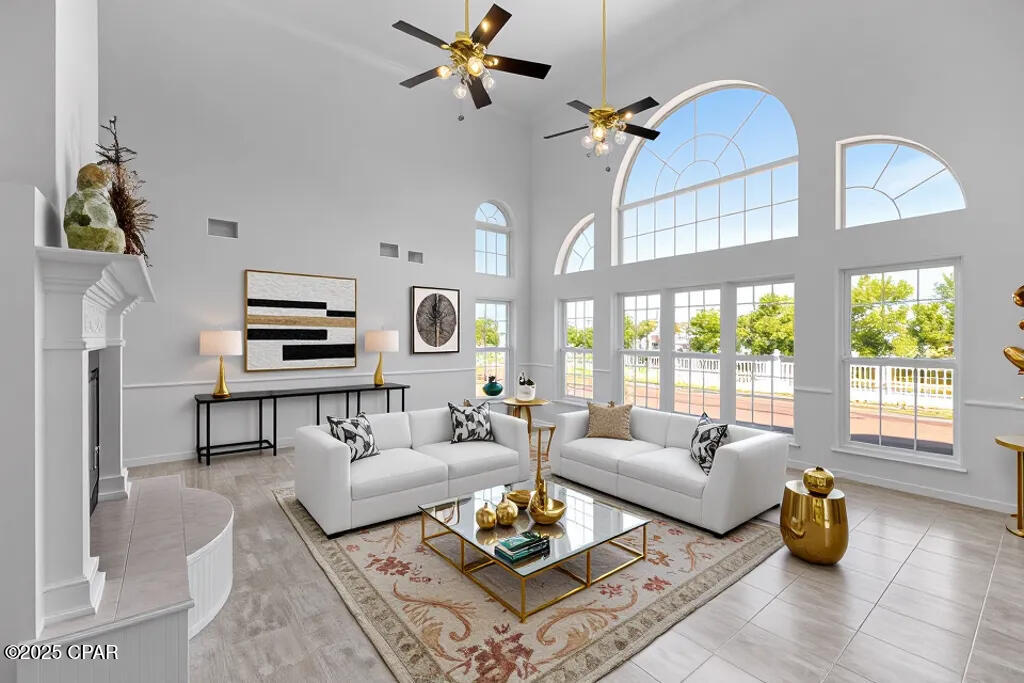 4311 De Len Drive