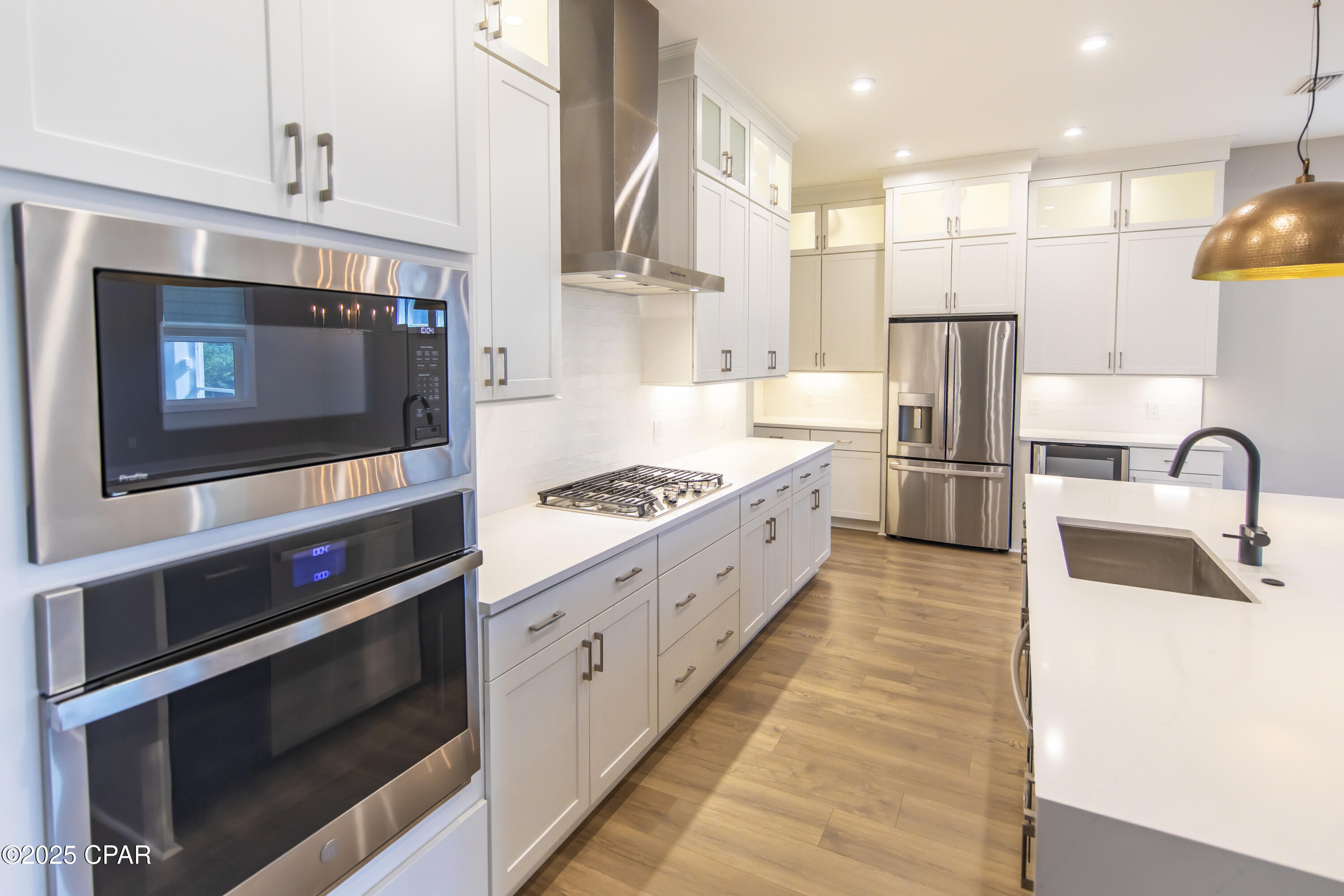 Listing photo id 4 for 131 Lafayette Road
