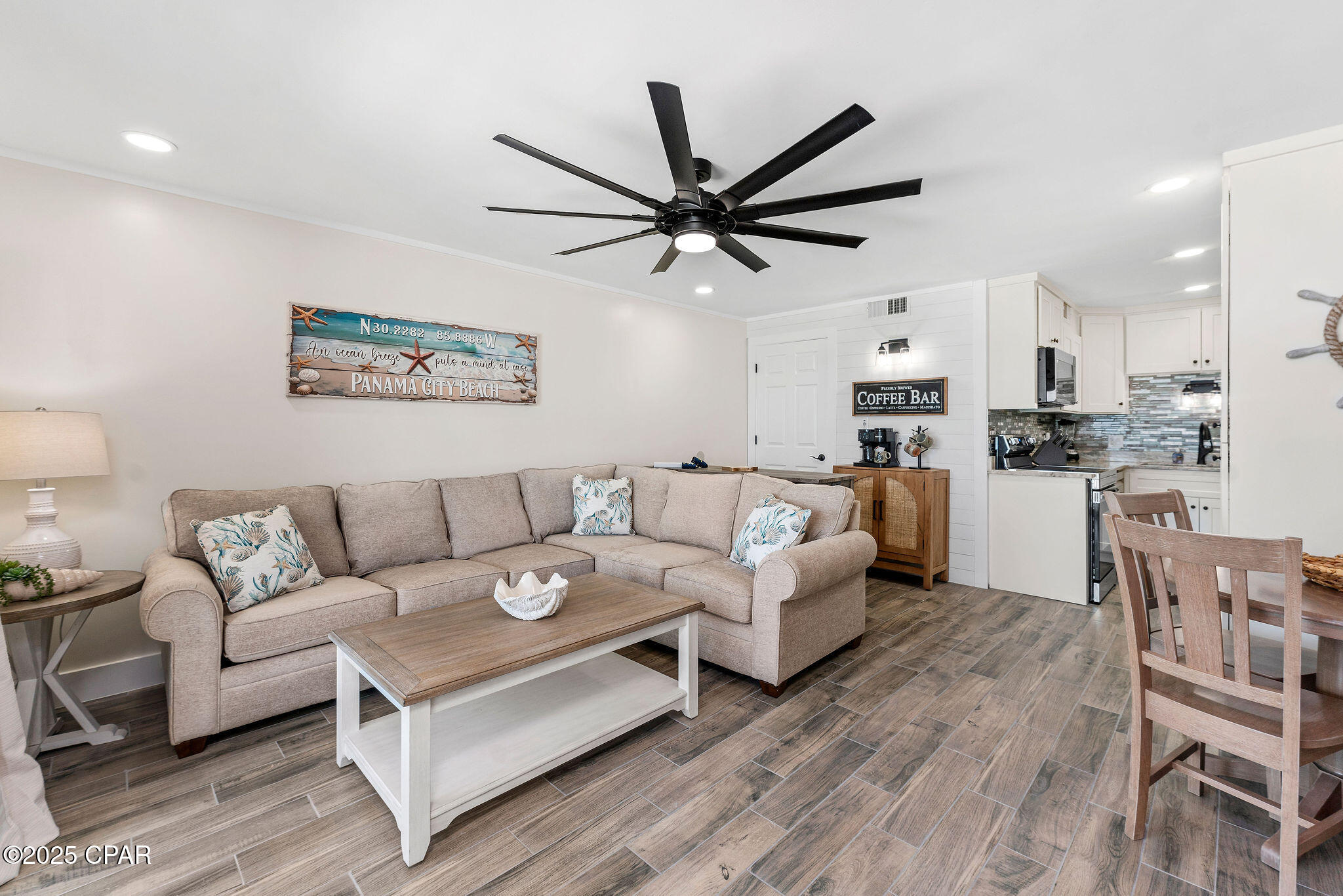 8743 Thomas Drive #1109, Panama City, Florida image 17