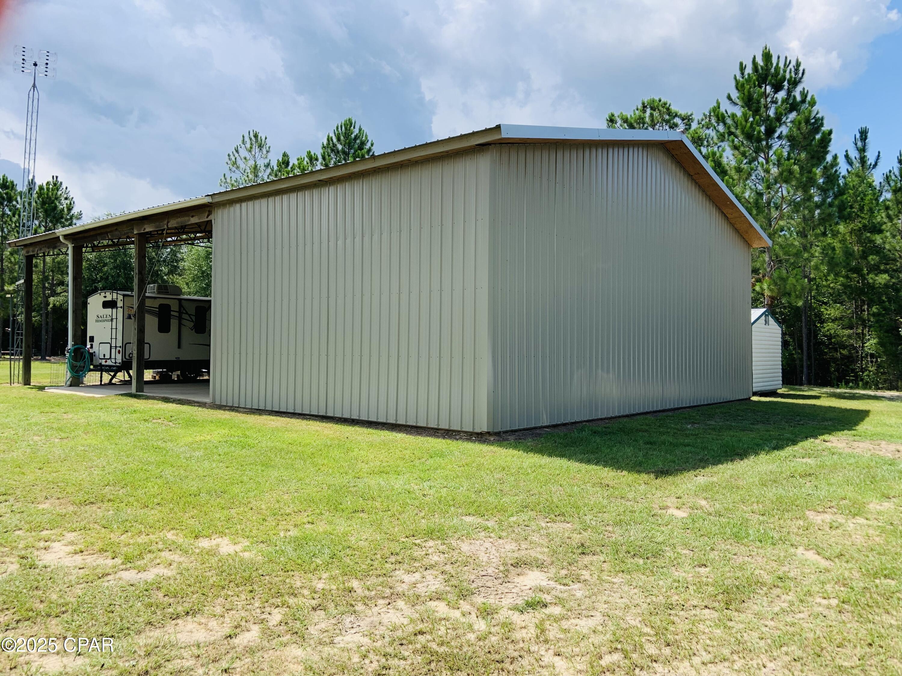 220 Ed Jones Road, Quincy, Florida image 10