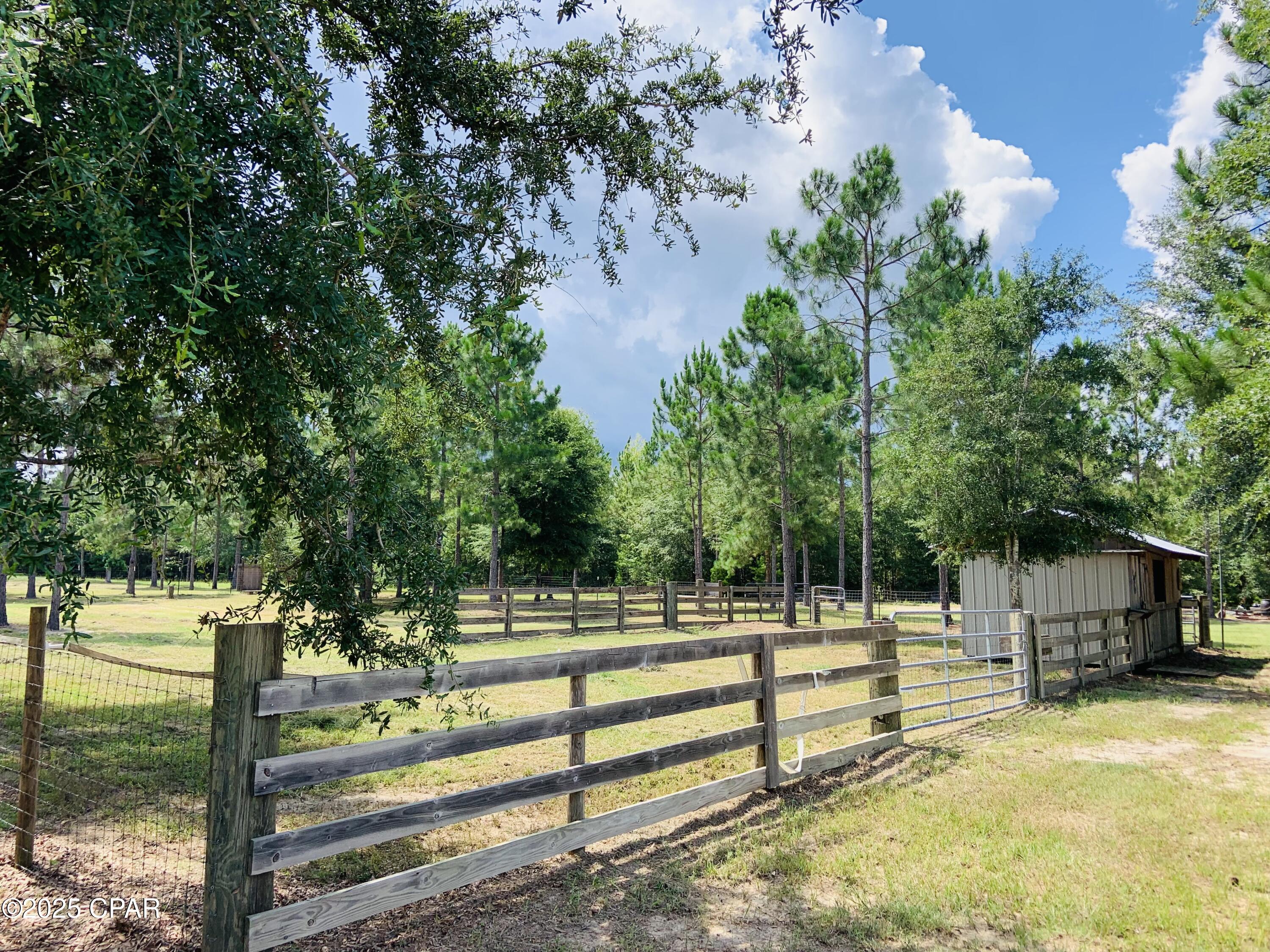 220 Ed Jones Road, Quincy, Florida image 32