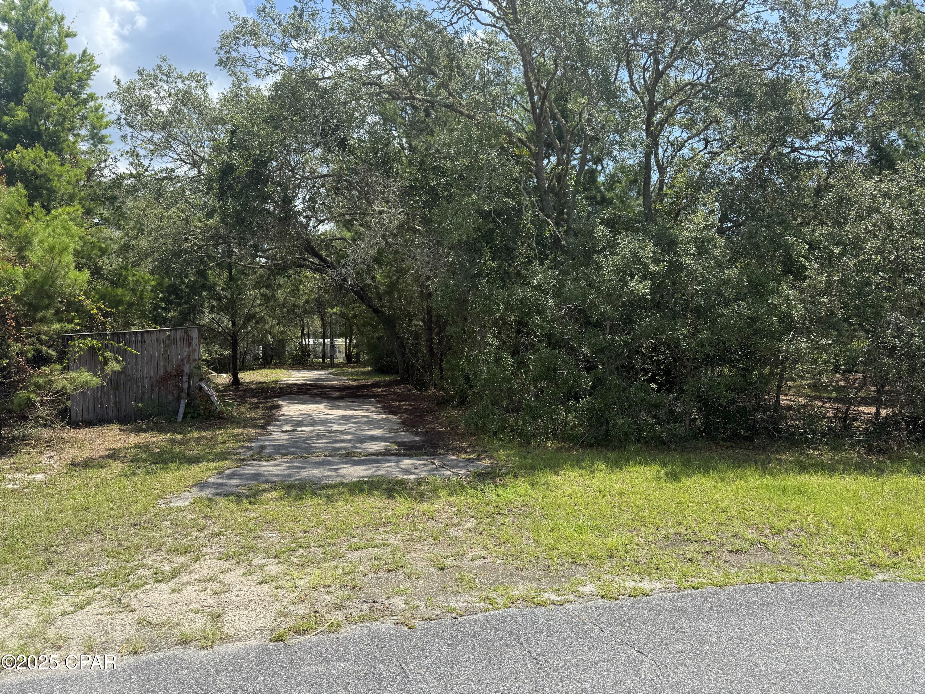 139 Connecticut Street, Lanark Village, Florida image 7